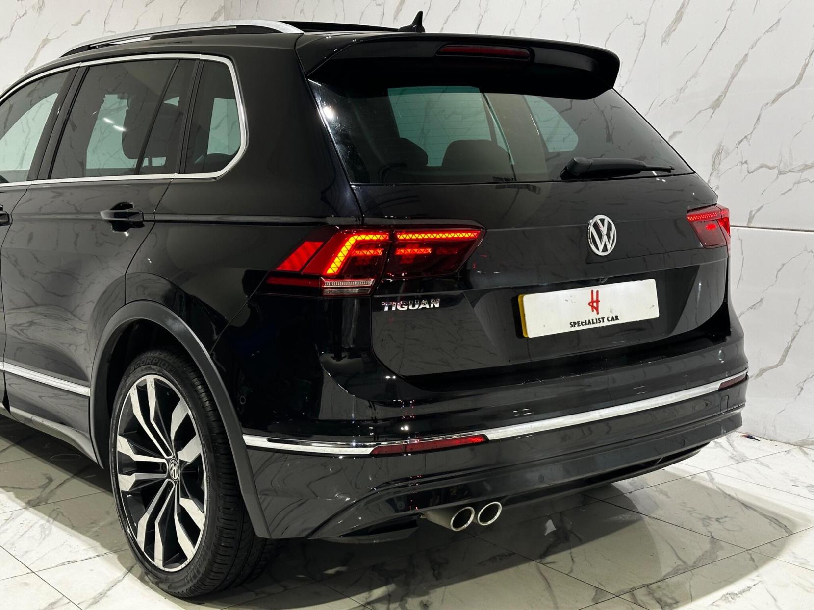 Volkswagen Tiguan 1.5 TSI EVO R-Line Tech DSG Euro 6 (s/s) 5dr