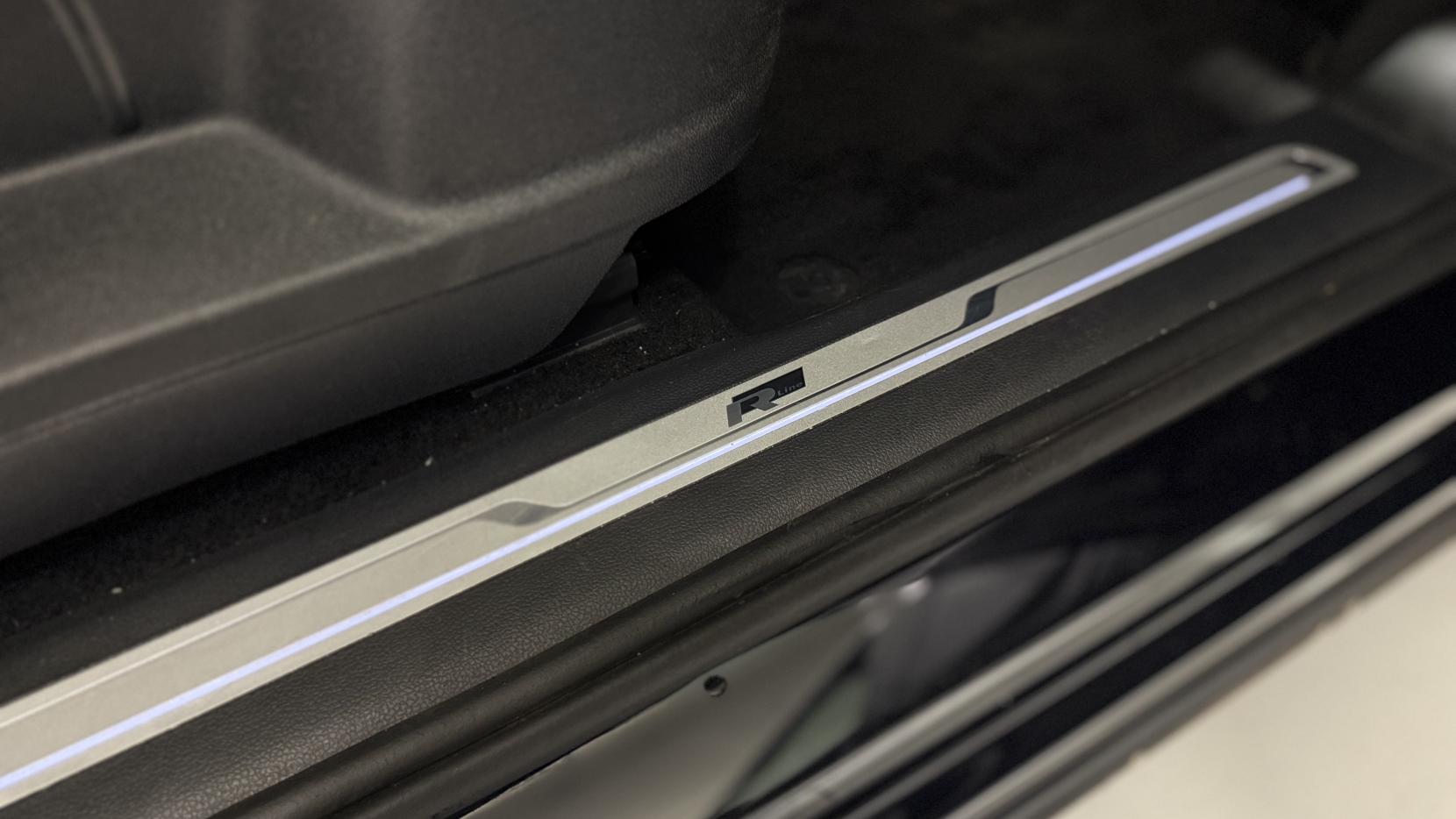 Volkswagen Tiguan 1.5 TSI EVO R-Line Tech DSG Euro 6 (s/s) 5dr