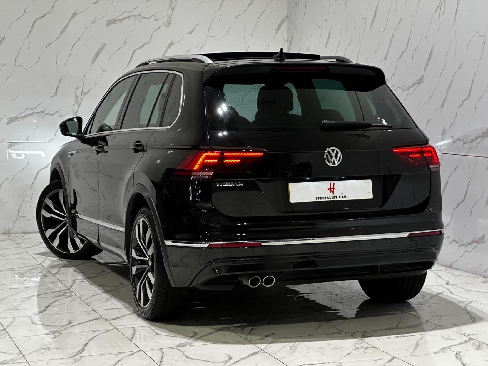 Volkswagen Tiguan 1.5 TSI EVO R-Line Tech DSG Euro 6 (s/s) 5dr