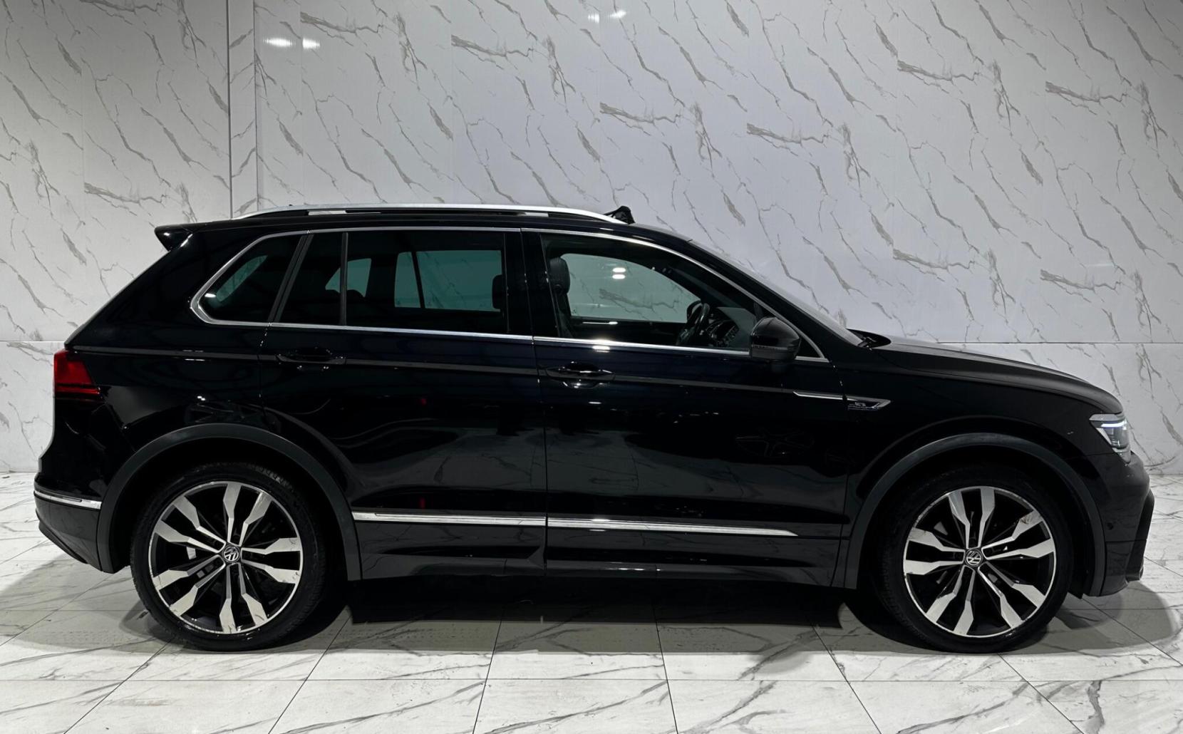 Volkswagen Tiguan 1.5 TSI EVO R-Line Tech DSG Euro 6 (s/s) 5dr