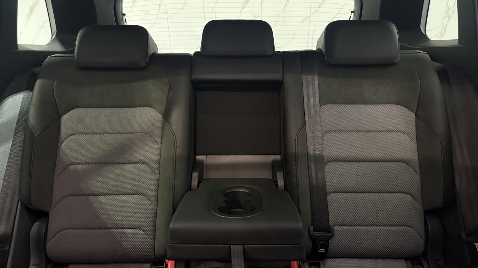 Volkswagen Tiguan 1.5 TSI EVO R-Line Tech DSG Euro 6 (s/s) 5dr