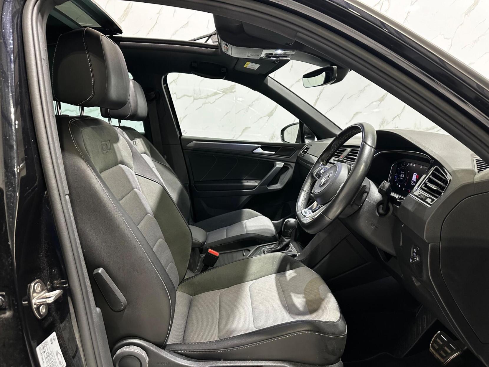 Volkswagen Tiguan 1.5 TSI EVO R-Line Tech DSG Euro 6 (s/s) 5dr