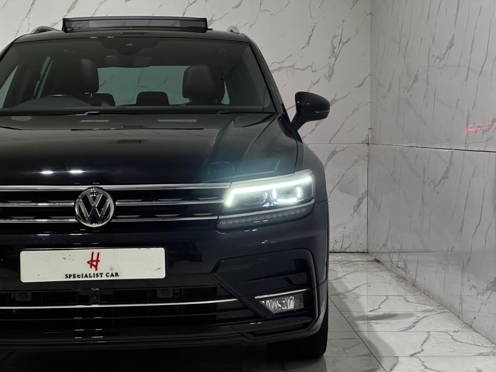 Volkswagen Tiguan 1.5 TSI EVO R-Line Tech DSG Euro 6 (s/s) 5dr