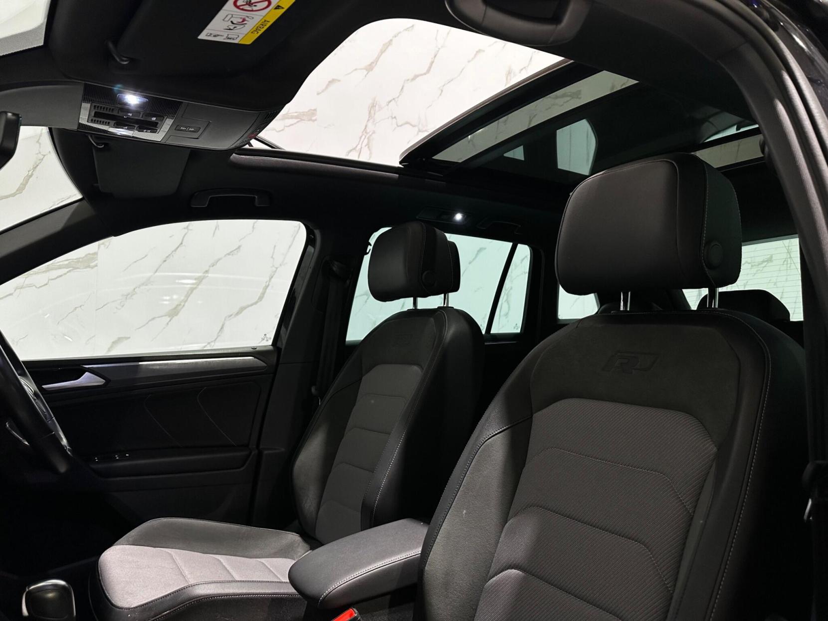 Volkswagen Tiguan 1.5 TSI EVO R-Line Tech DSG Euro 6 (s/s) 5dr