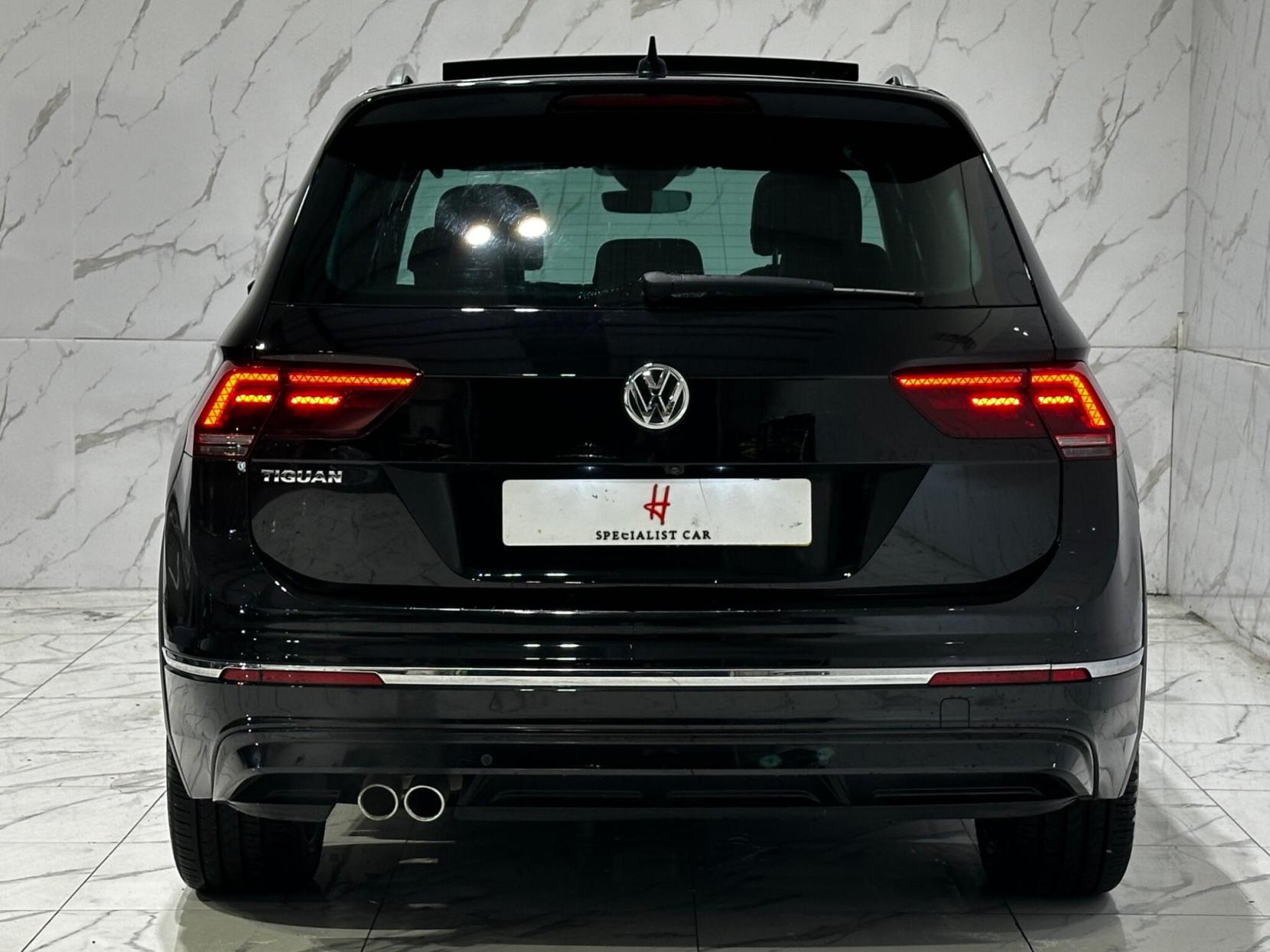 Volkswagen Tiguan 1.5 TSI EVO R-Line Tech DSG Euro 6 (s/s) 5dr