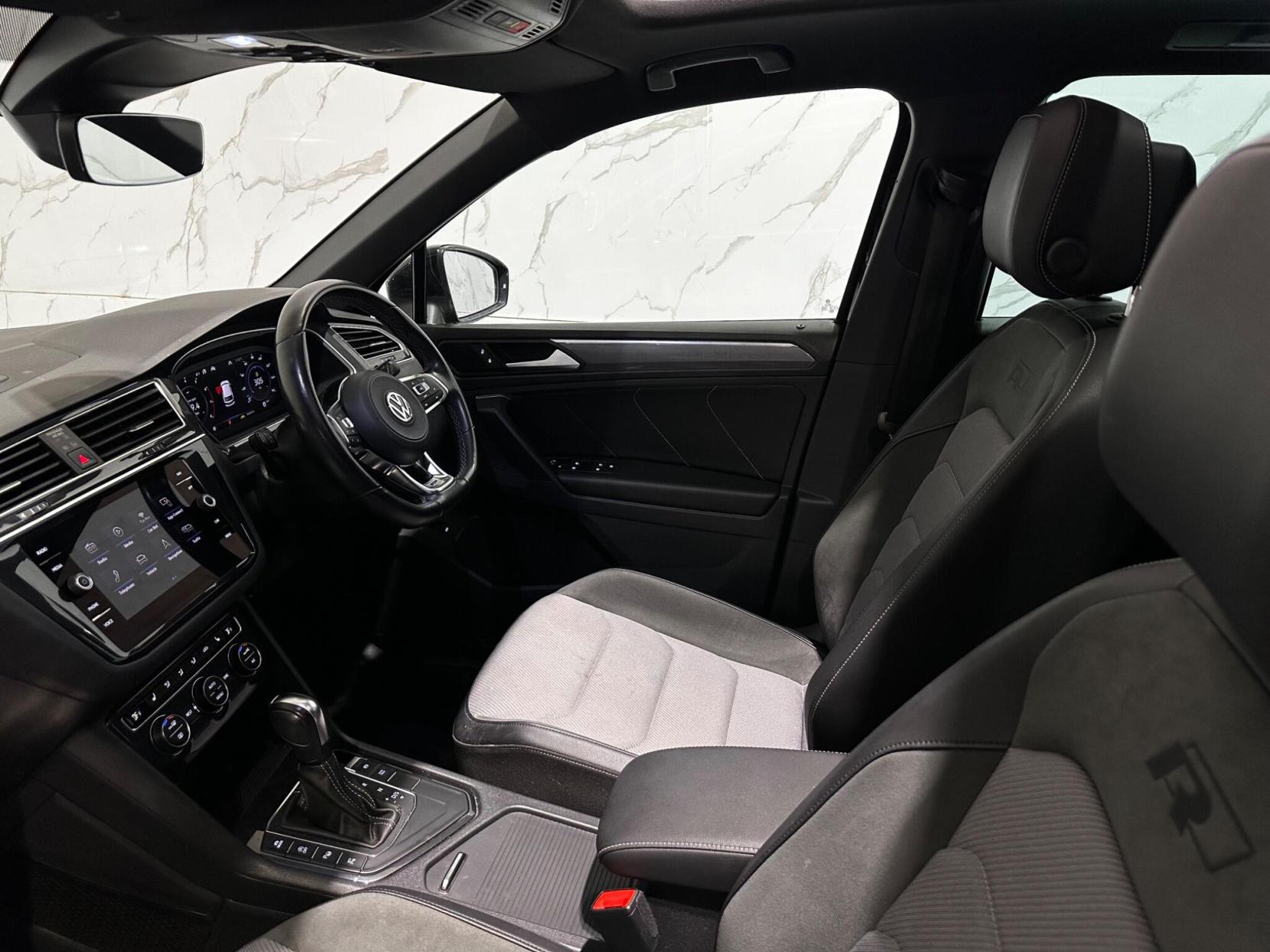 Volkswagen Tiguan 1.5 TSI EVO R-Line Tech DSG Euro 6 (s/s) 5dr
