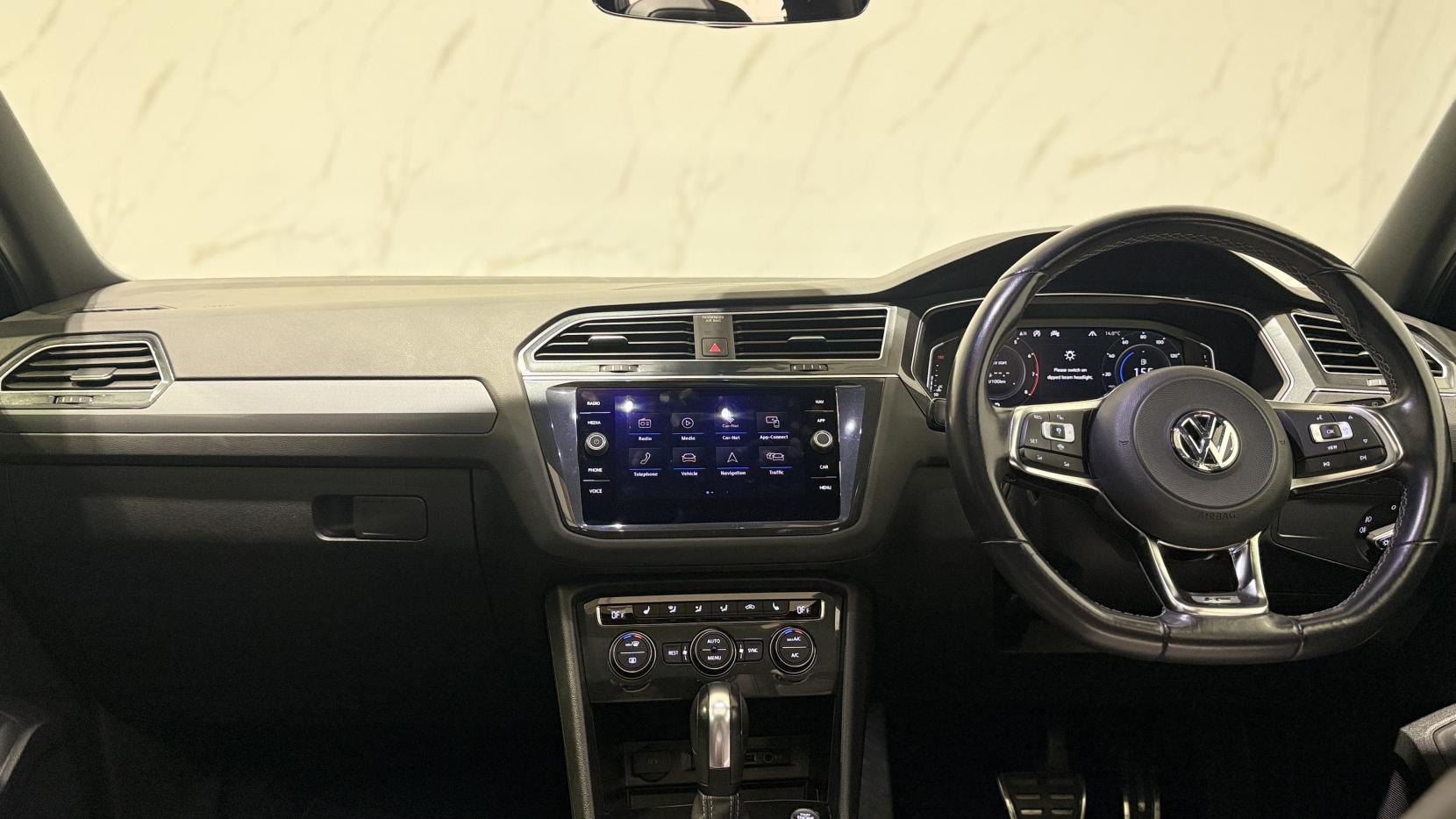 Volkswagen Tiguan 1.5 TSI EVO R-Line Tech DSG Euro 6 (s/s) 5dr