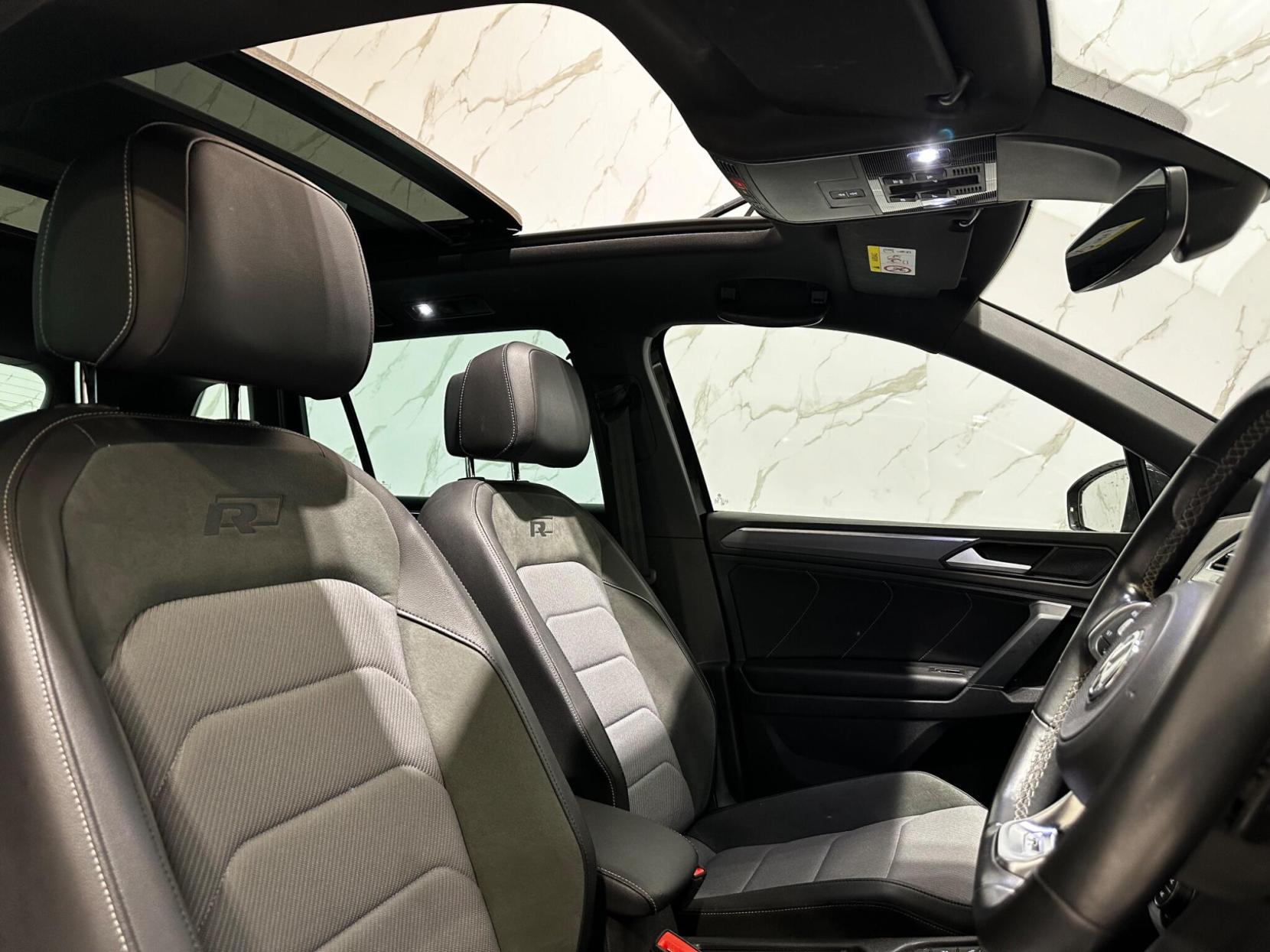 Volkswagen Tiguan 1.5 TSI EVO R-Line Tech DSG Euro 6 (s/s) 5dr