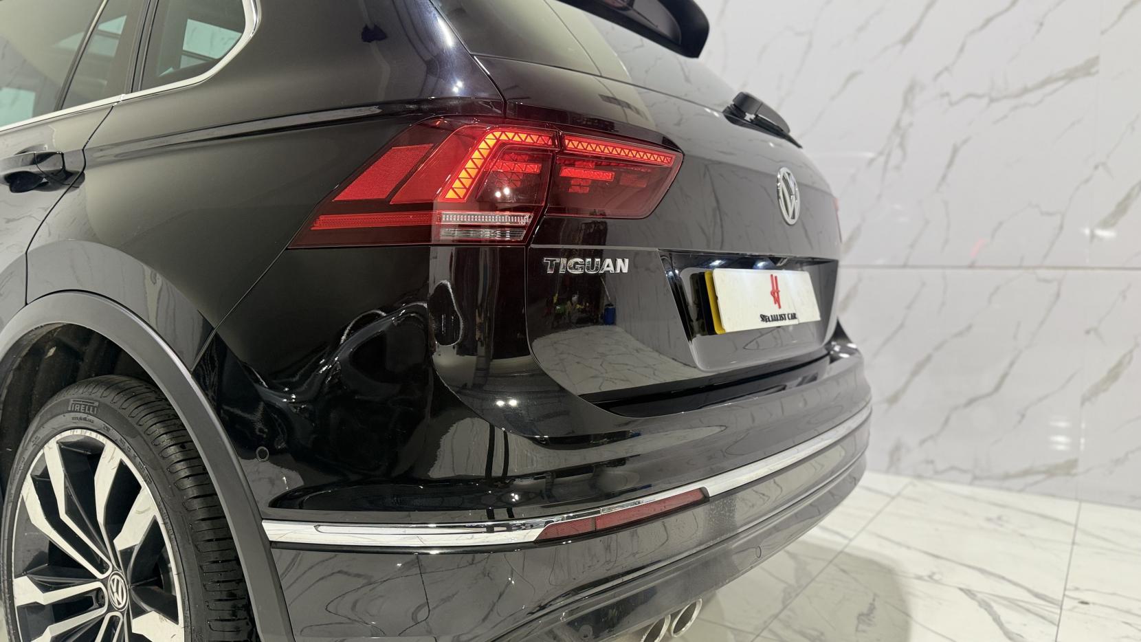 Volkswagen Tiguan 1.5 TSI EVO R-Line Tech DSG Euro 6 (s/s) 5dr