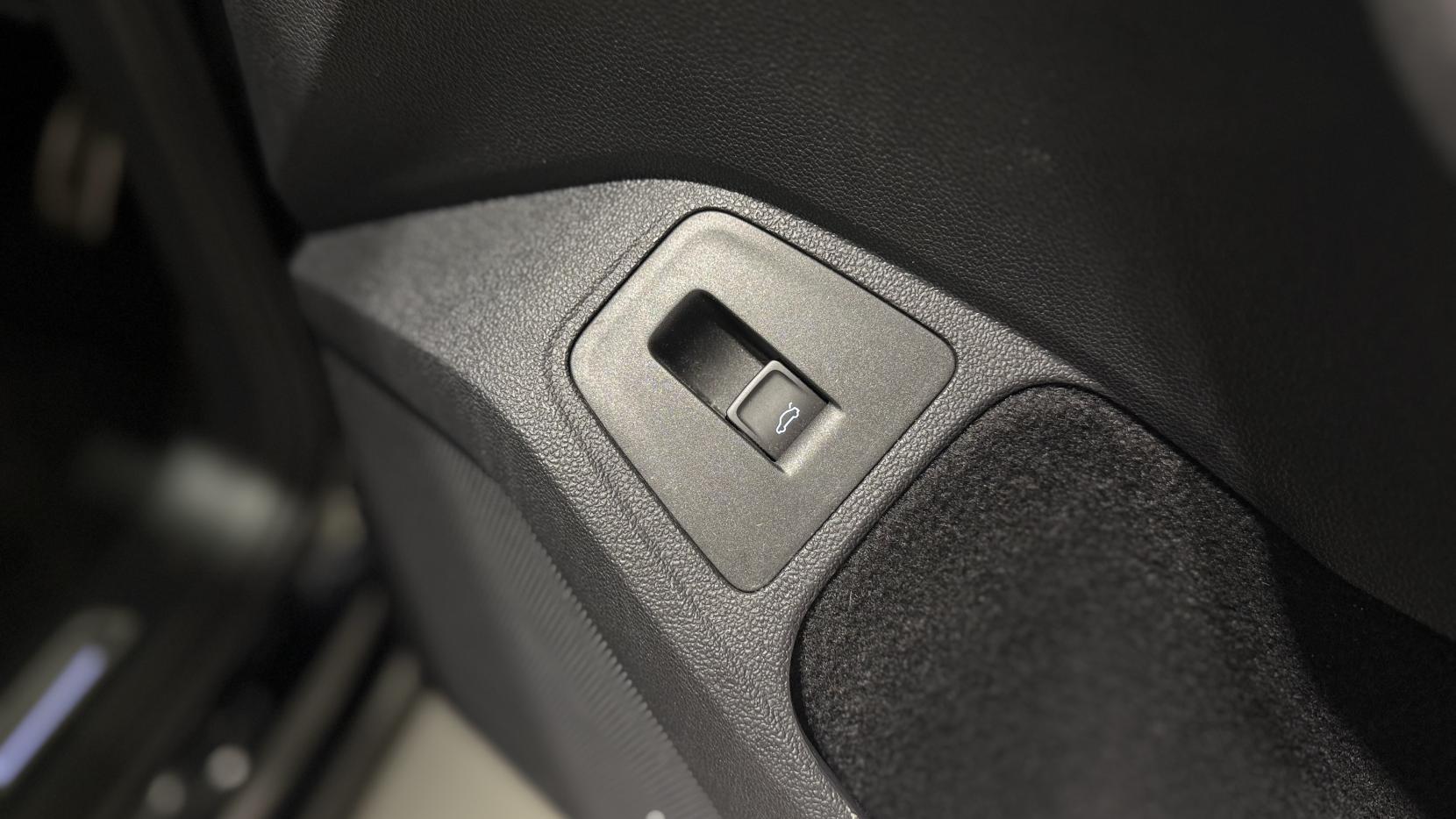 Volkswagen Tiguan 1.5 TSI EVO R-Line Tech DSG Euro 6 (s/s) 5dr