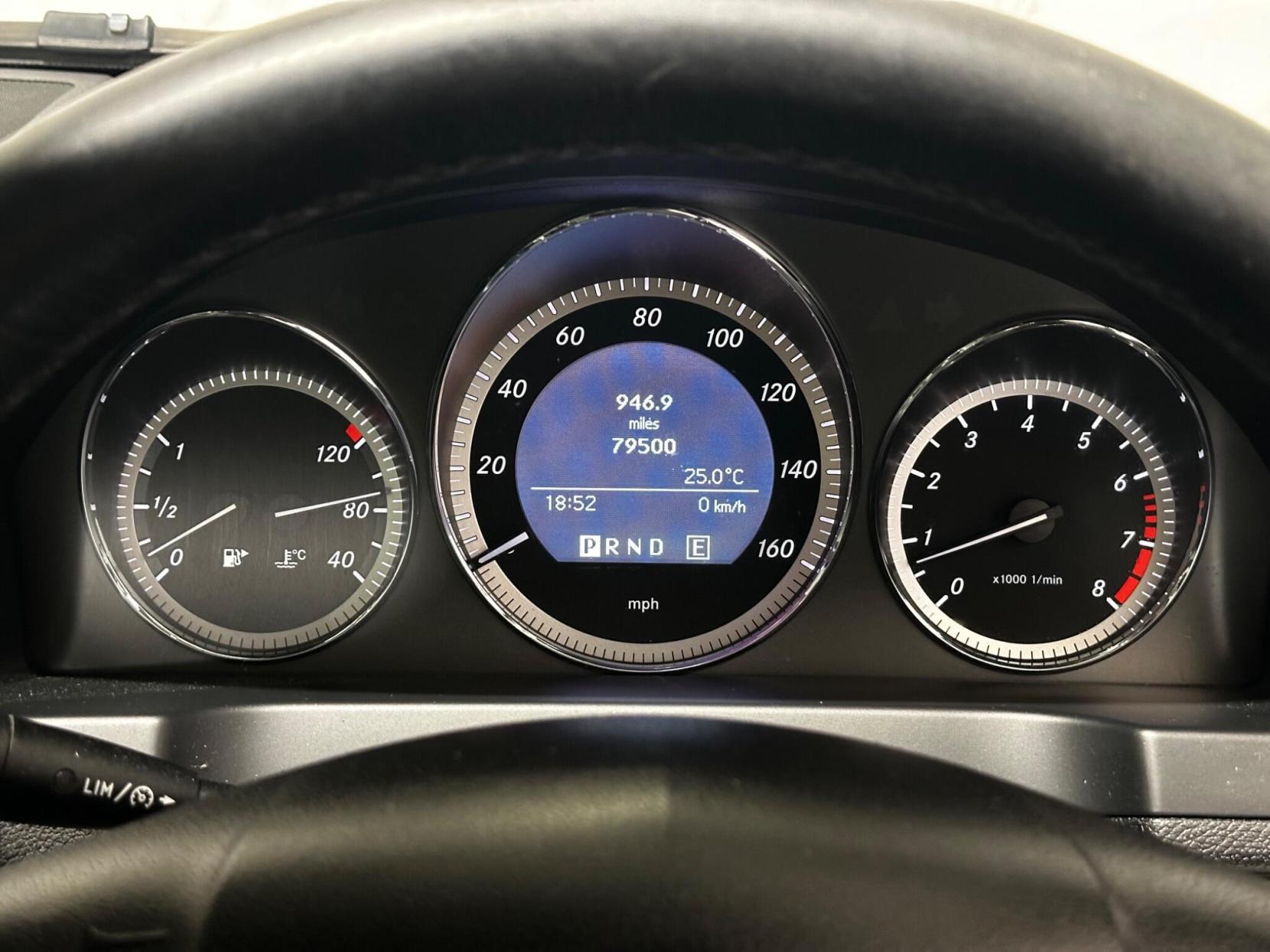 Mercedes-Benz C Class 3.5 C350 V6 Elegance G-Tronic Euro 5 5dr