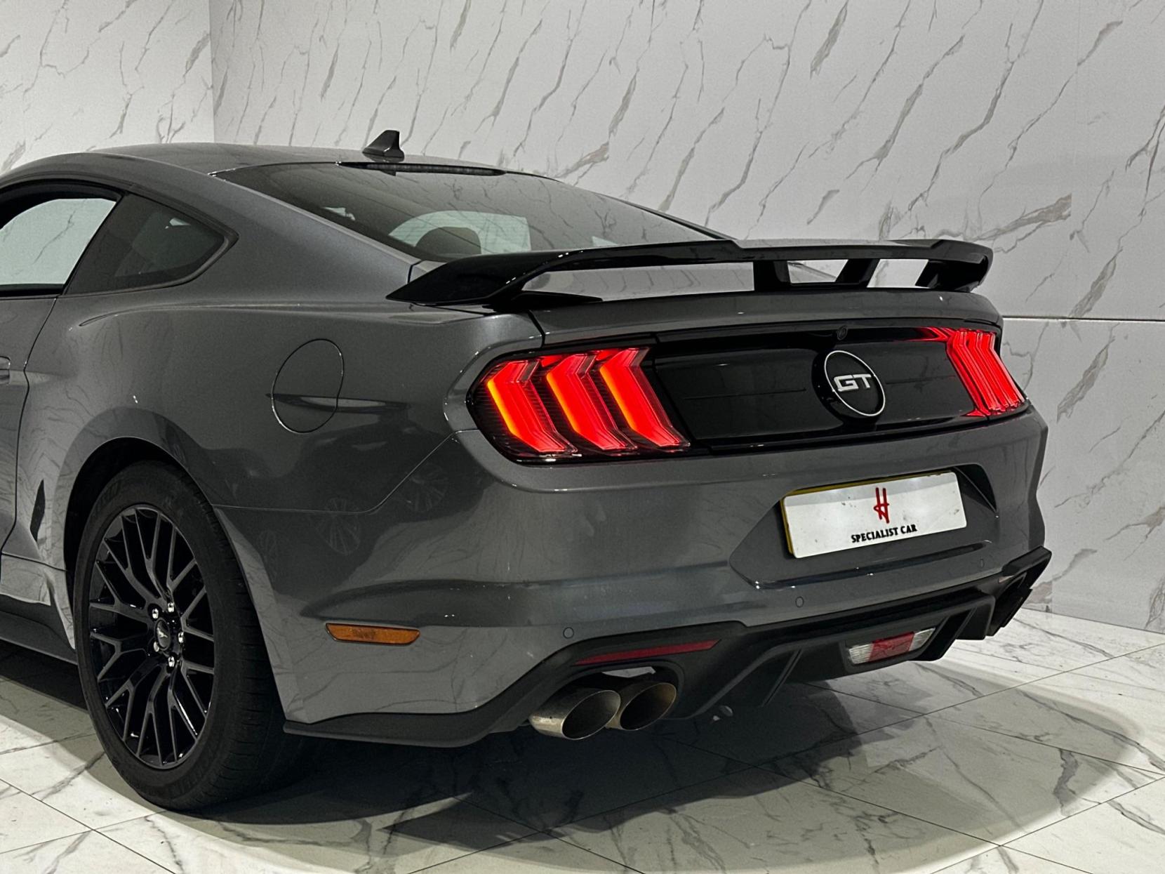 Ford Mustang 5.0 V8 GT Fastback SelShift Euro 6 2dr