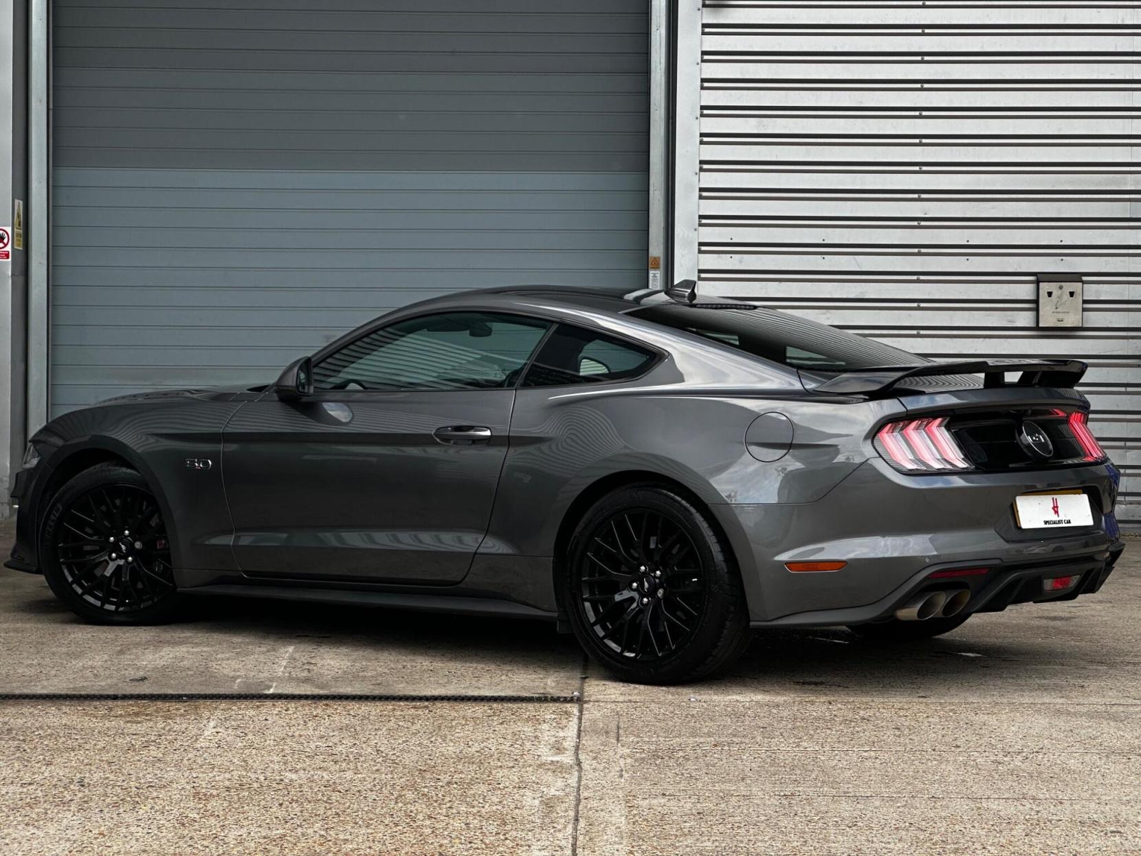Ford Mustang 5.0 V8 GT Fastback SelShift Euro 6 2dr