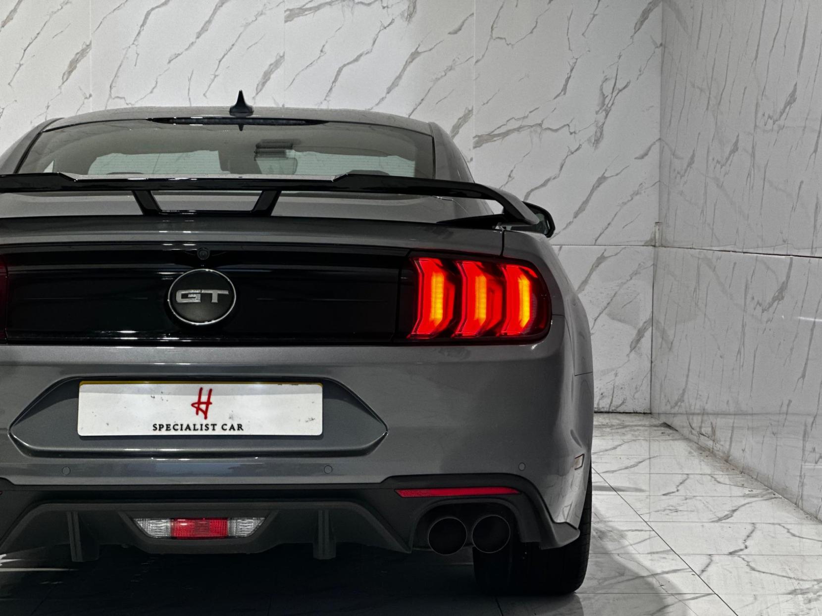 Ford Mustang 5.0 V8 GT Fastback SelShift Euro 6 2dr