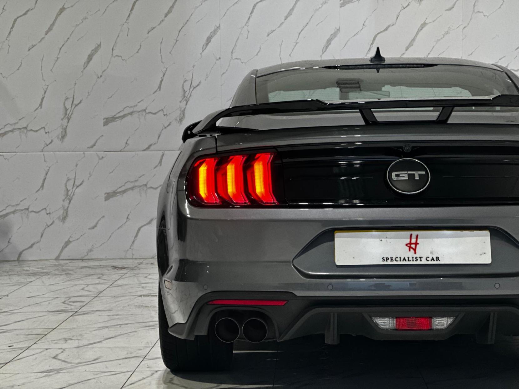 Ford Mustang 5.0 V8 GT Fastback SelShift Euro 6 2dr