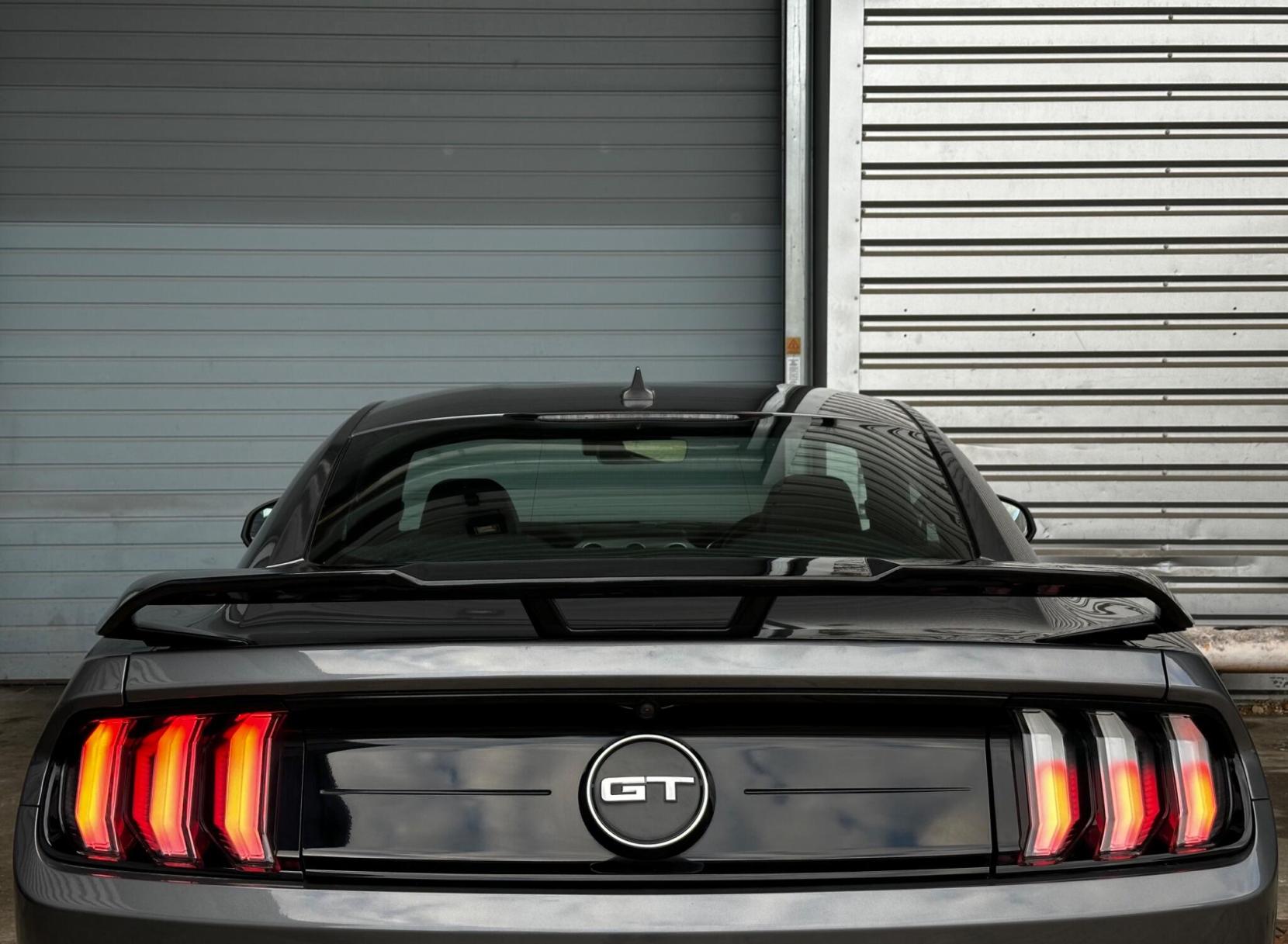 Ford Mustang 5.0 V8 GT Fastback SelShift Euro 6 2dr