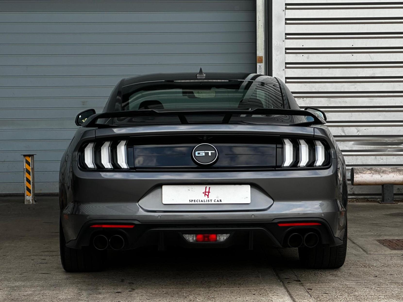 Ford Mustang 5.0 V8 GT Fastback SelShift Euro 6 2dr