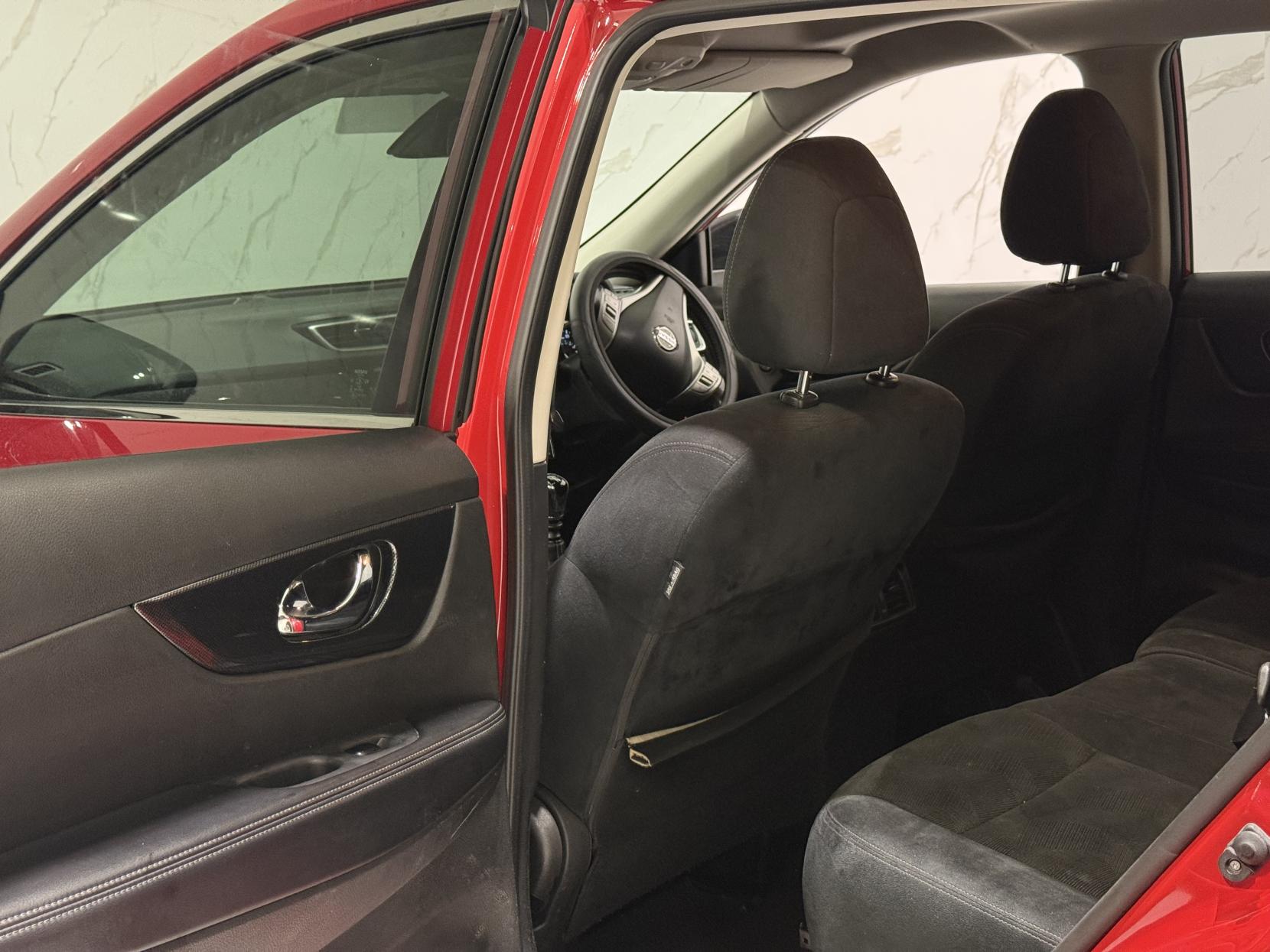 Nissan X-Trail 1.6 dCi n-tec SUV 5dr Diesel Manual Euro 6 (s/s) (130 ps)