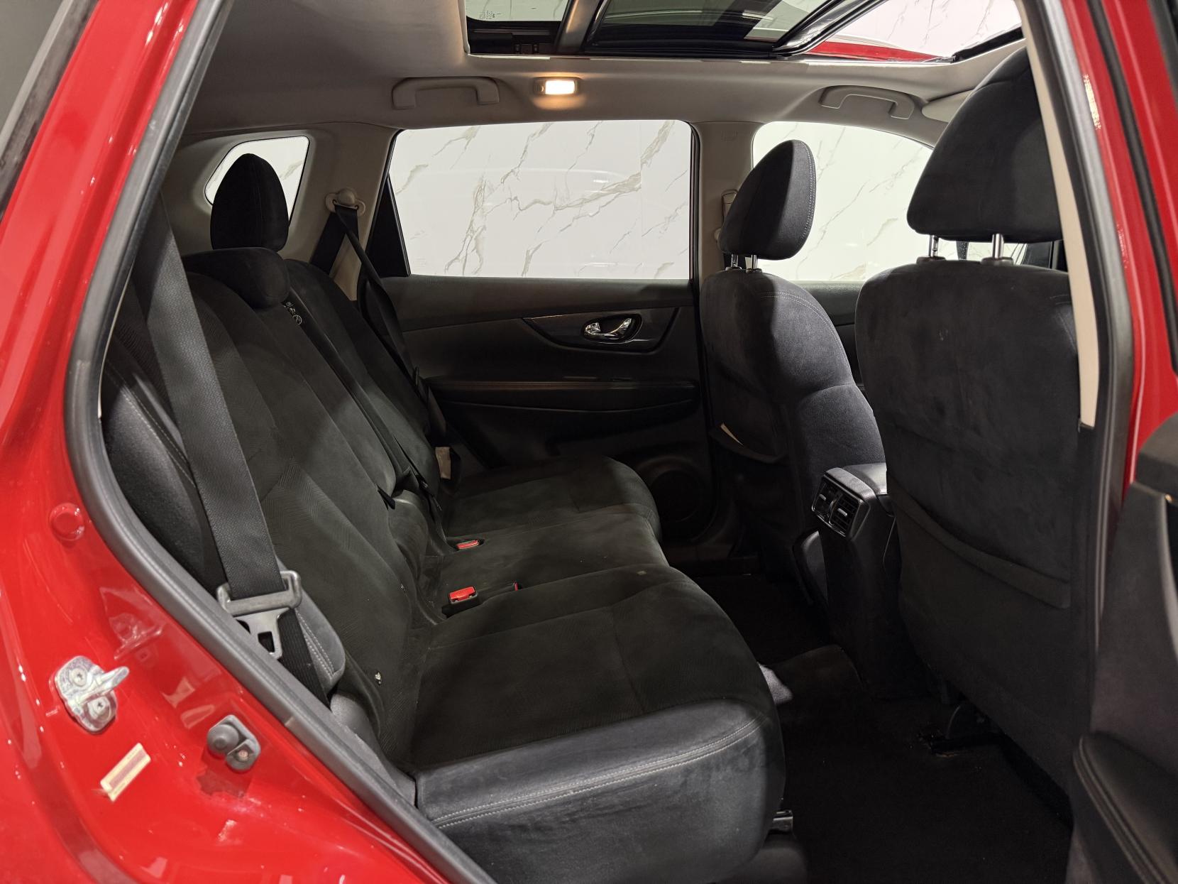 Nissan X-Trail 1.6 dCi n-tec SUV 5dr Diesel Manual Euro 6 (s/s) (130 ps)