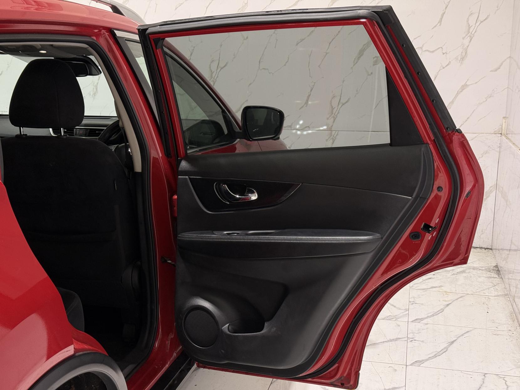 Nissan X-Trail 1.6 dCi n-tec SUV 5dr Diesel Manual Euro 6 (s/s) (130 ps)