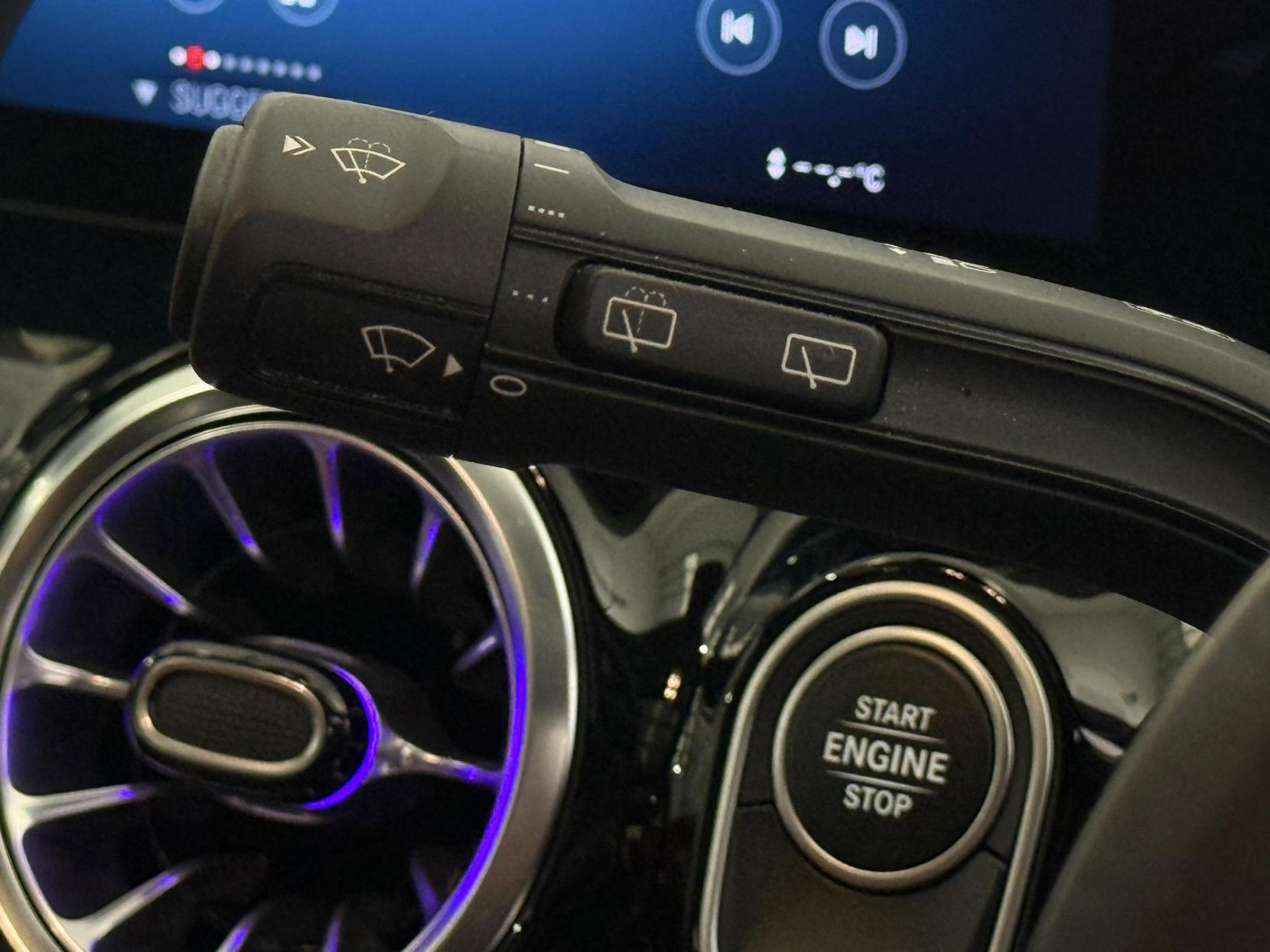 Mercedes-Benz GLA 1.3 GLA250e 15.6kWh Exclusive Edition (Premium Plus) SUV 5dr Petrol Plug-in Hybrid 8G-DCT Euro 6 (s/s) (218 ps)