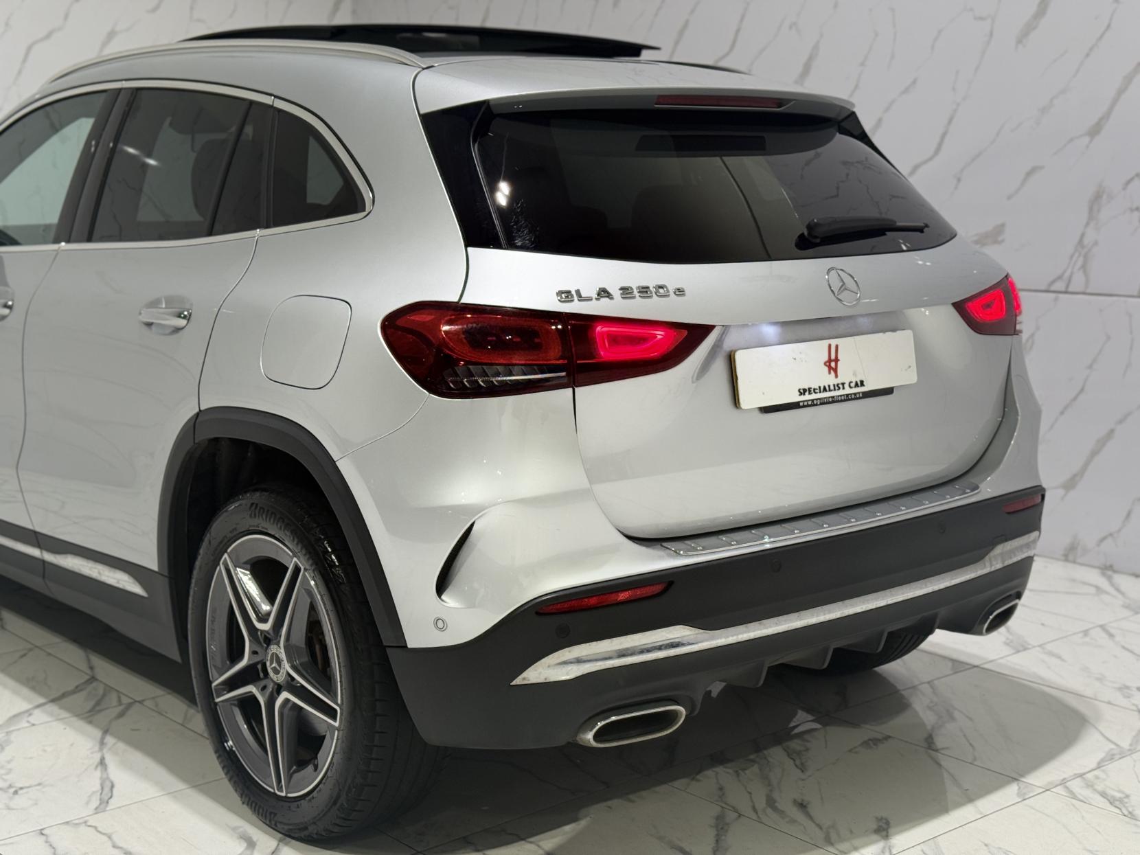 Mercedes-Benz GLA 1.3 GLA250e 15.6kWh Exclusive Edition (Premium Plus) SUV 5dr Petrol Plug-in Hybrid 8G-DCT Euro 6 (s/s) (218 ps)