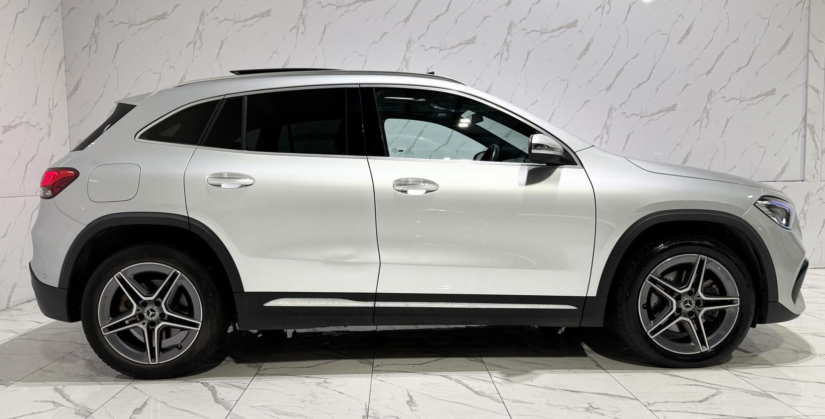 Mercedes-Benz GLA 1.3 GLA250e 15.6kWh Exclusive Edition (Premium Plus) SUV 5dr Petrol Plug-in Hybrid 8G-DCT Euro 6 (s/s) (218 ps)