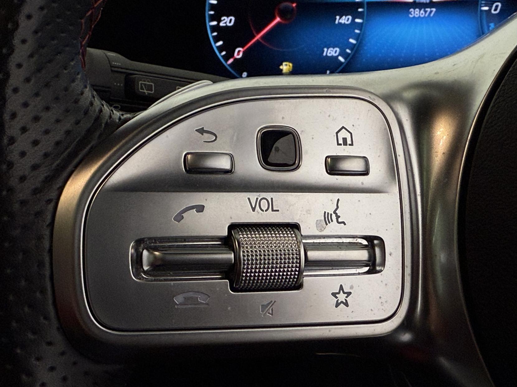 Mercedes-Benz GLA 1.3 GLA250e 15.6kWh Exclusive Edition (Premium Plus) SUV 5dr Petrol Plug-in Hybrid 8G-DCT Euro 6 (s/s) (218 ps)