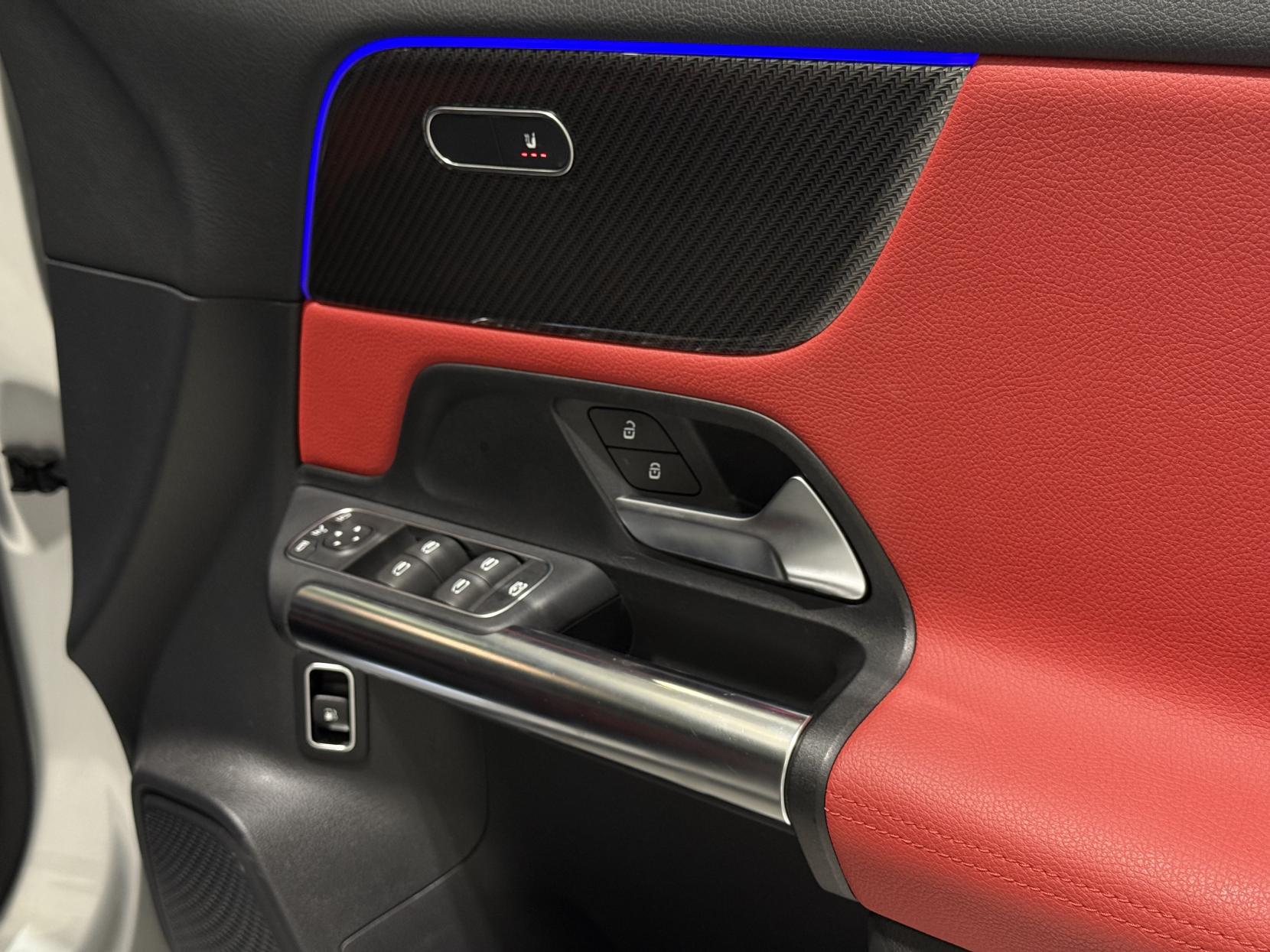 Mercedes-Benz GLA 1.3 GLA250e 15.6kWh Exclusive Edition (Premium Plus) SUV 5dr Petrol Plug-in Hybrid 8G-DCT Euro 6 (s/s) (218 ps)