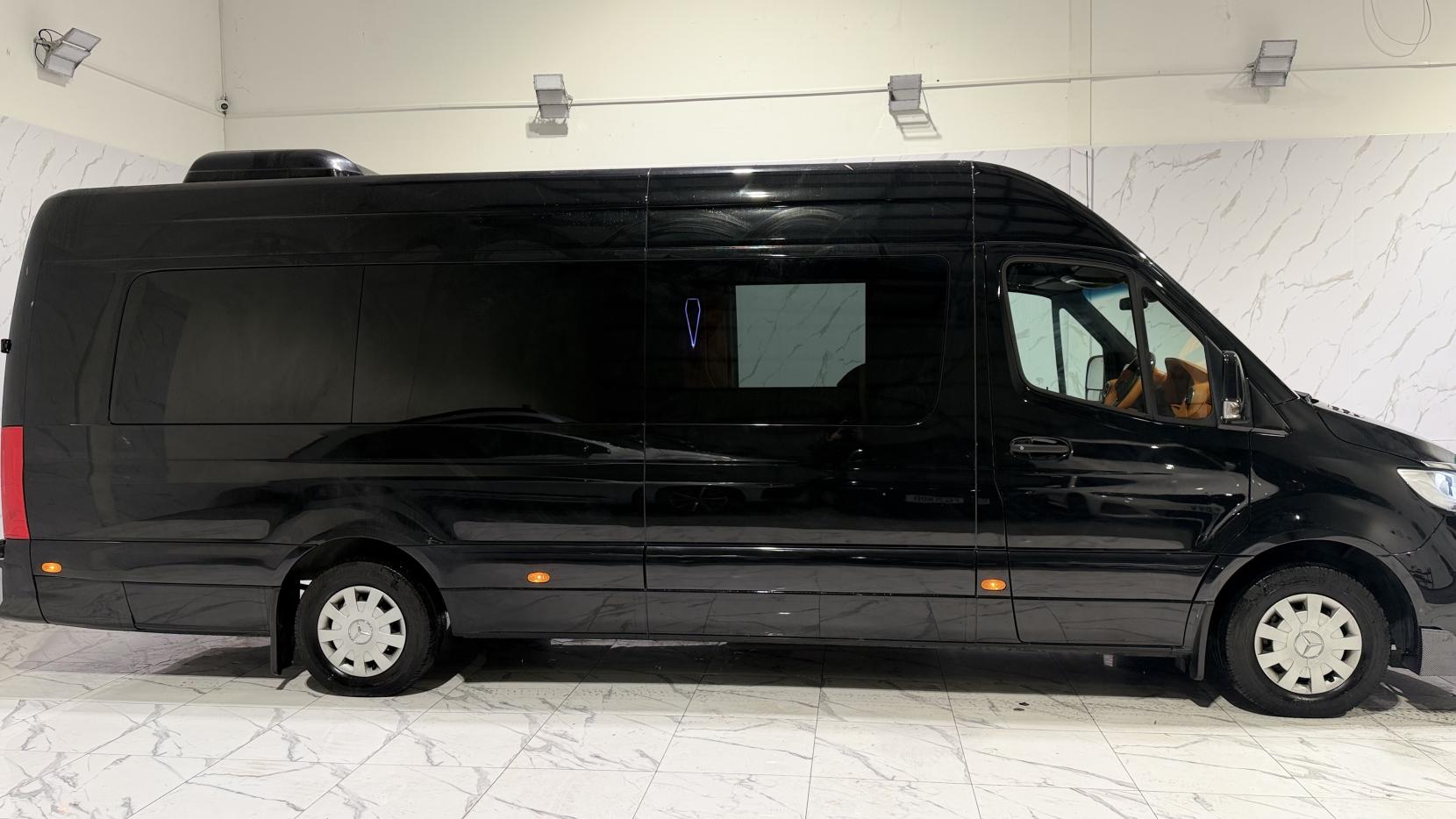 Mercedes-Benz Sprinter 2.0 319 CDI HD Premium Panel Van 5dr Diesel G-Tronic RWD L4 H3 Euro 6 (s/s) (190 ps)