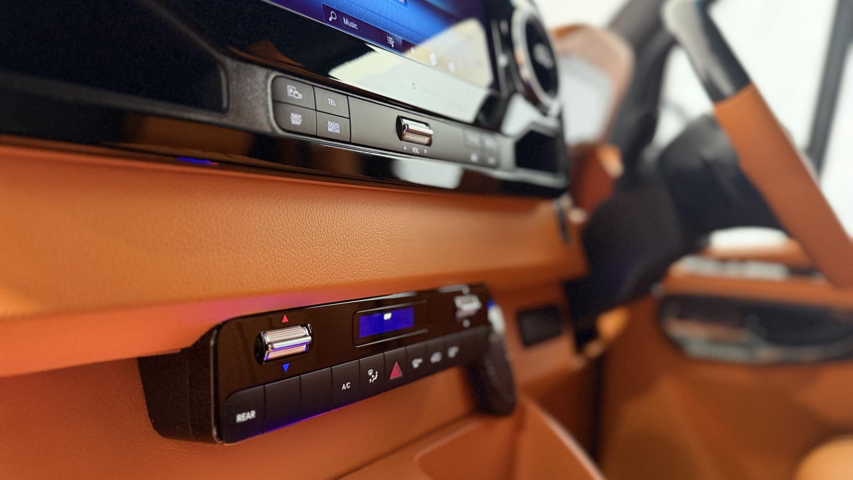 Mercedes-Benz Sprinter 2.0 319 CDI HD Premium Panel Van 5dr Diesel G-Tronic RWD L4 H3 Euro 6 (s/s) (190 ps)