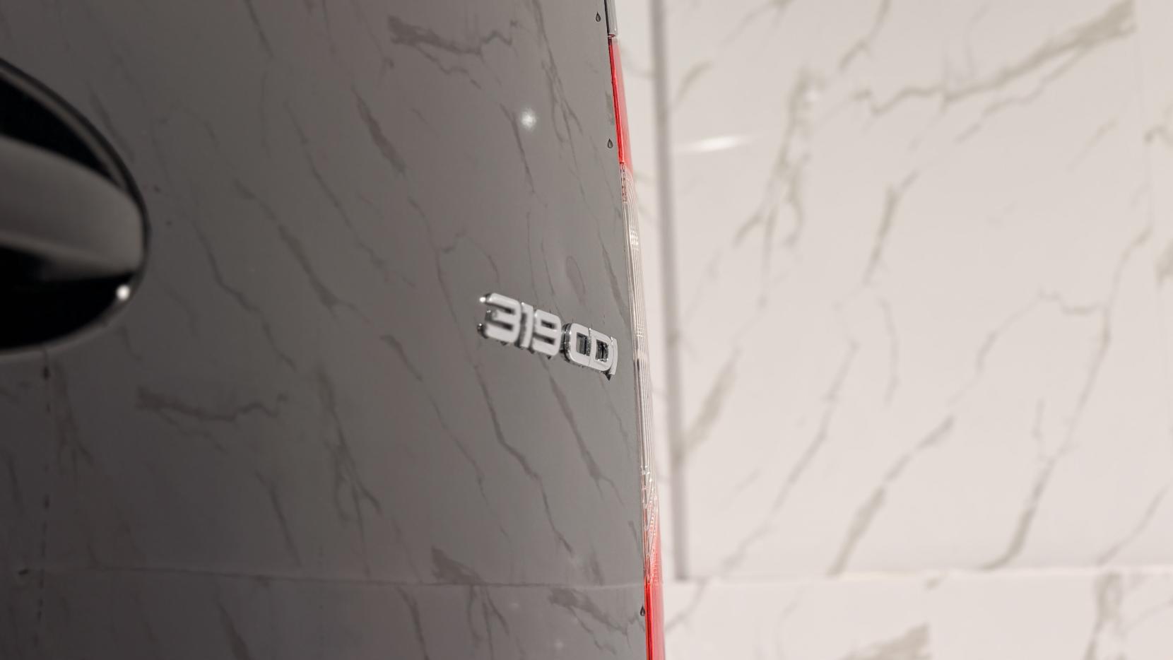 Mercedes-Benz Sprinter 2.0 319 CDI HD Premium Panel Van 5dr Diesel G-Tronic RWD L4 H3 Euro 6 (s/s) (190 ps)