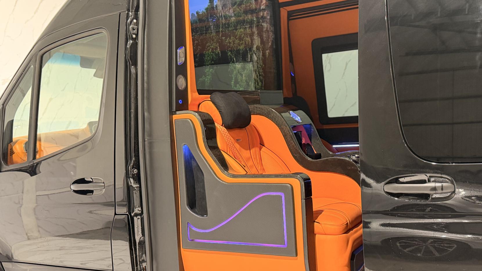 Mercedes-Benz Sprinter 2.0 319 CDI HD Premium Panel Van 5dr Diesel G-Tronic RWD L4 H3 Euro 6 (s/s) (190 ps)