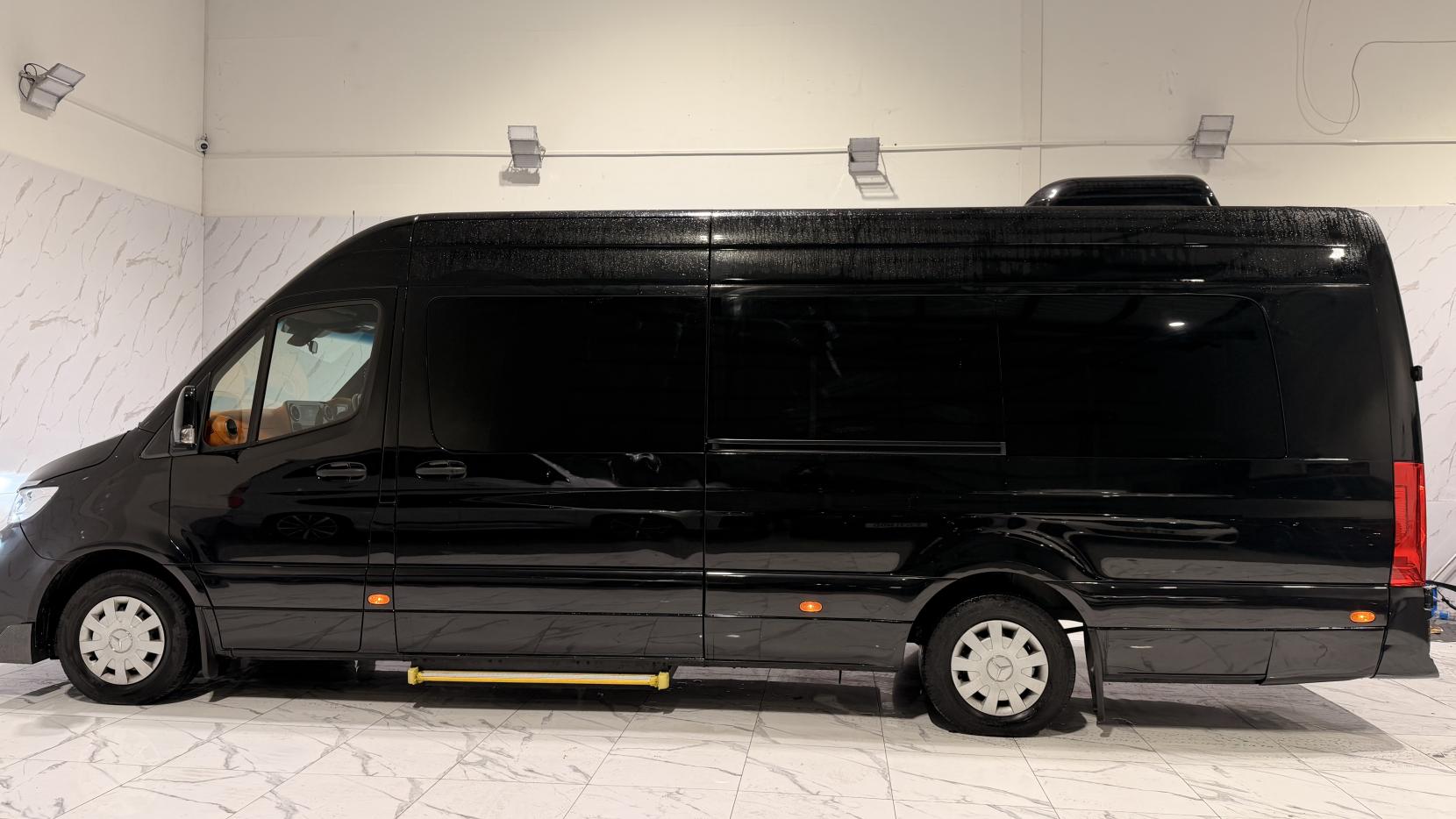 Mercedes-Benz Sprinter 2.0 319 CDI HD Premium Panel Van 5dr Diesel G-Tronic RWD L4 H3 Euro 6 (s/s) (190 ps)