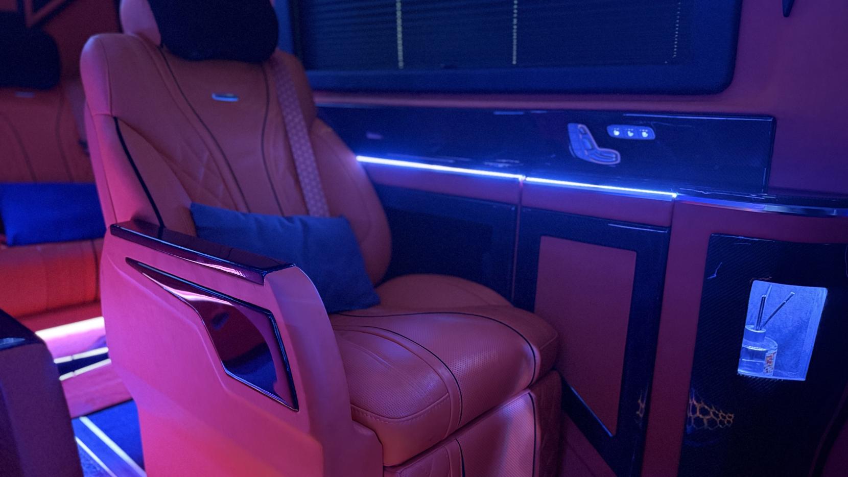 Mercedes-Benz Sprinter 2.0 319 CDI HD Premium Panel Van 5dr Diesel G-Tronic RWD L4 H3 Euro 6 (s/s) (190 ps)