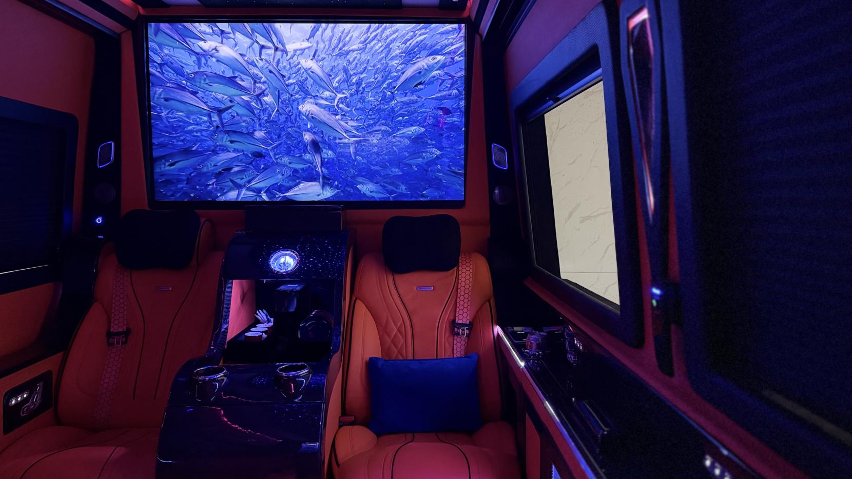 Mercedes-Benz Sprinter 2.0 319 CDI HD Premium Panel Van 5dr Diesel G-Tronic RWD L4 H3 Euro 6 (s/s) (190 ps)