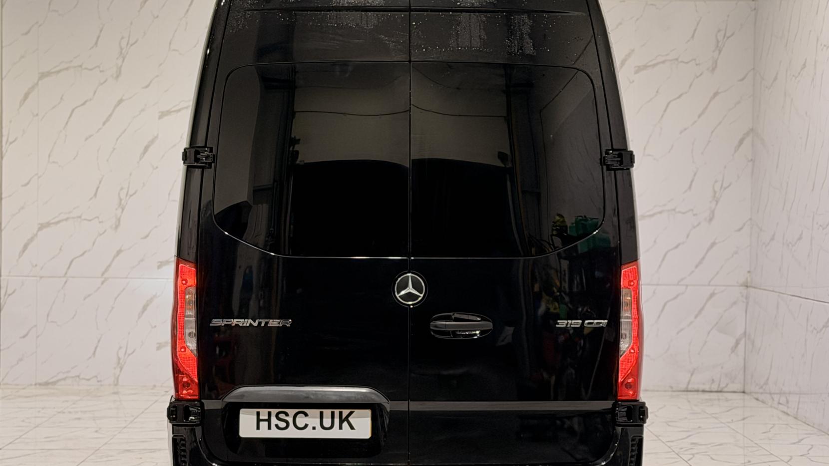 Mercedes-Benz Sprinter 2.0 319 CDI HD Premium Panel Van 5dr Diesel G-Tronic RWD L4 H3 Euro 6 (s/s) (190 ps)