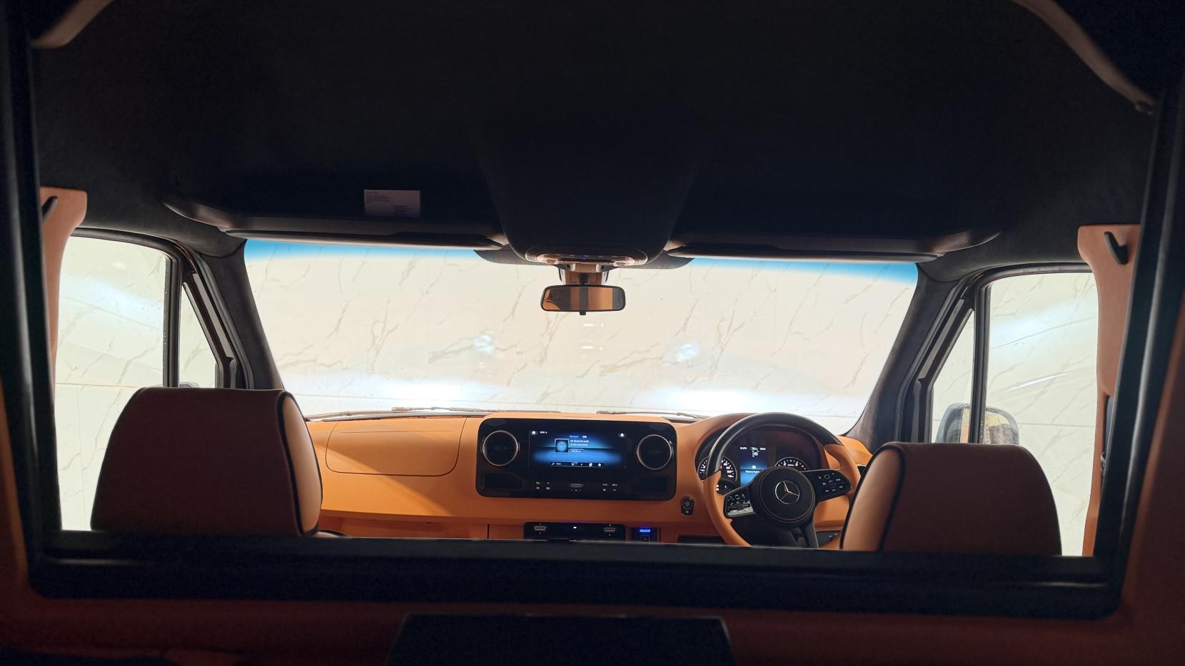 Mercedes-Benz Sprinter 2.0 319 CDI HD Premium Panel Van 5dr Diesel G-Tronic RWD L4 H3 Euro 6 (s/s) (190 ps)