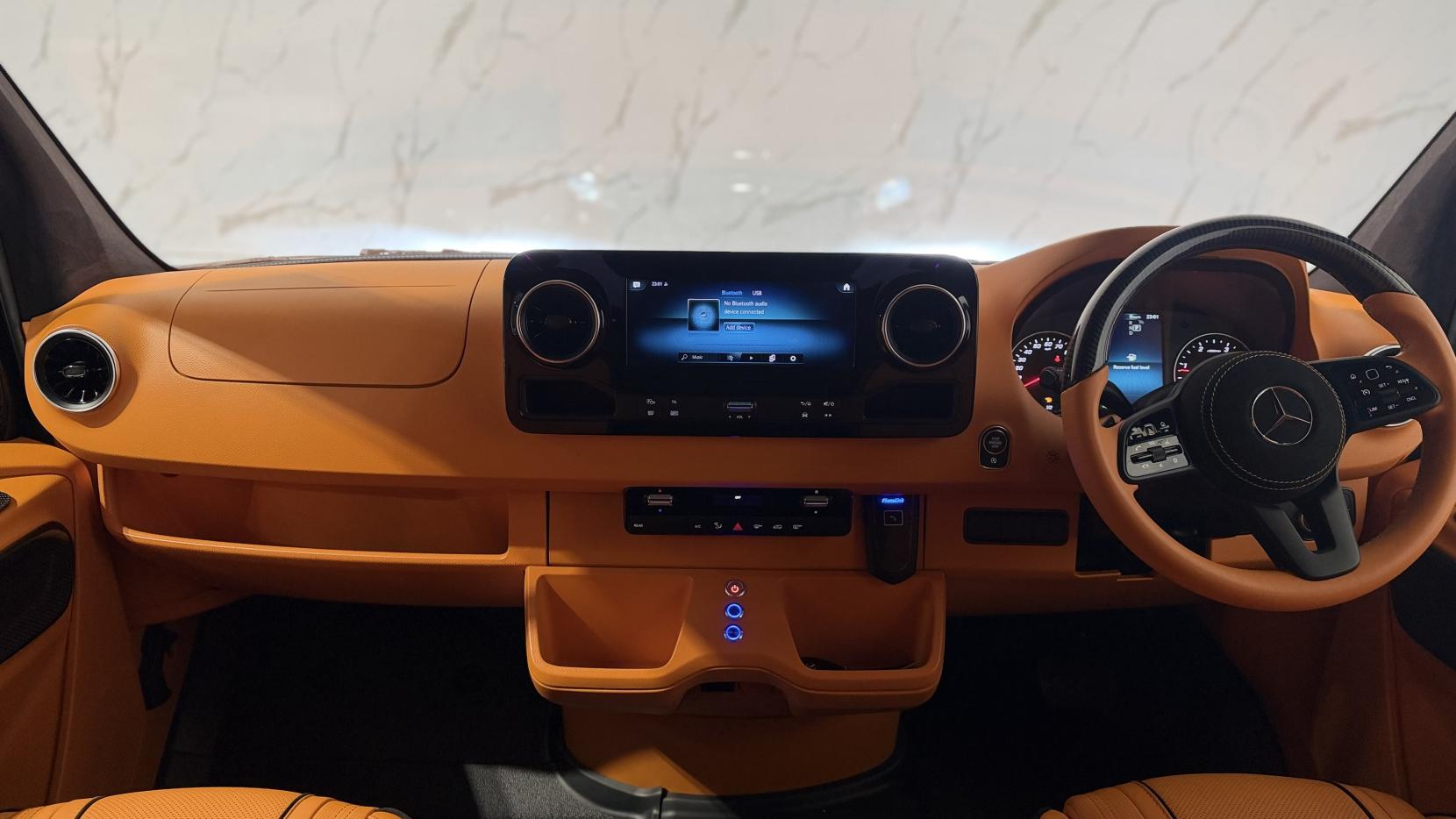 Mercedes-Benz Sprinter 2.0 319 CDI HD Premium Panel Van 5dr Diesel G-Tronic RWD L4 H3 Euro 6 (s/s) (190 ps)