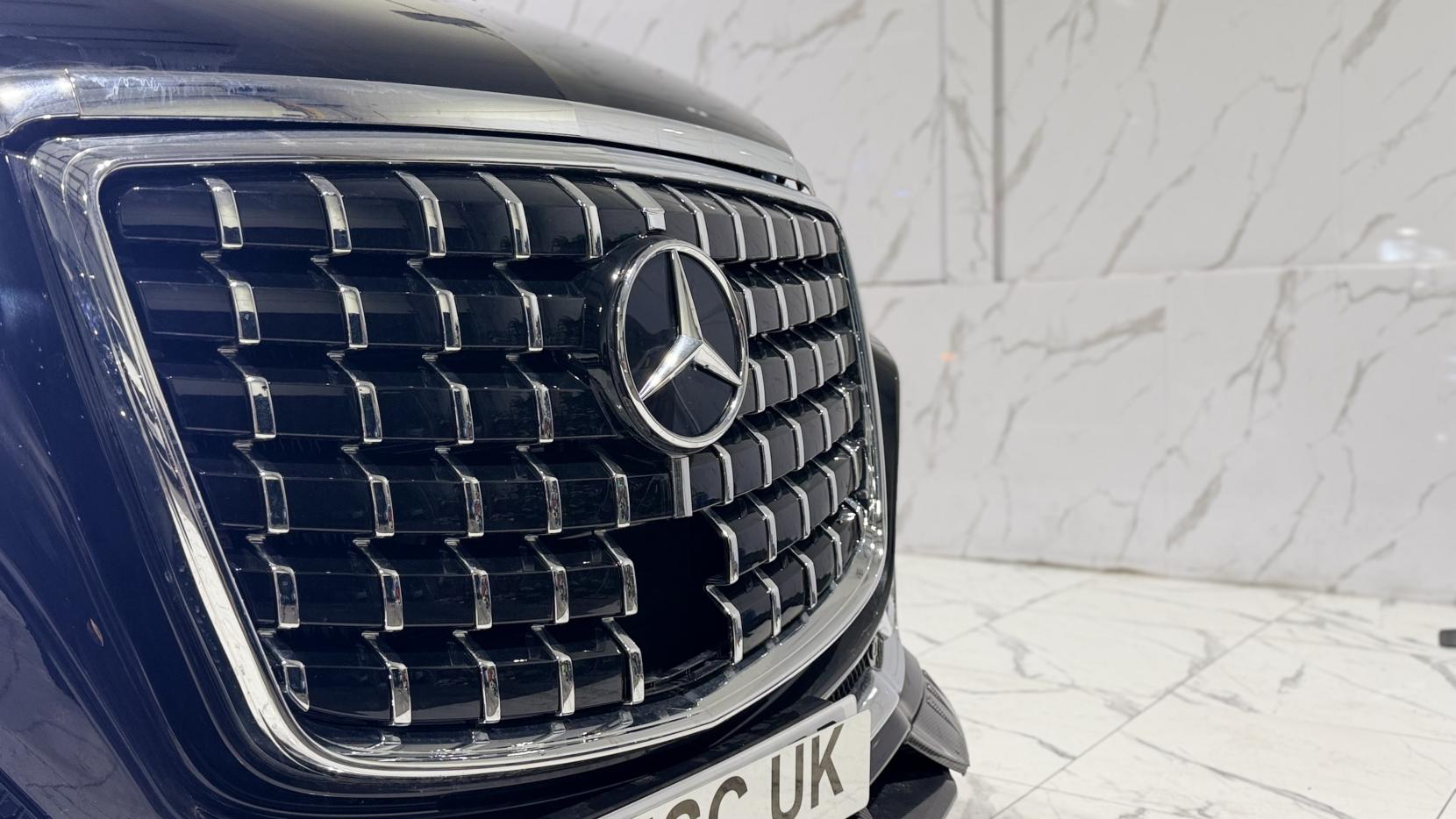 Mercedes-Benz Sprinter 2.0 319 CDI HD Premium Panel Van 5dr Diesel G-Tronic RWD L4 H3 Euro 6 (s/s) (190 ps)