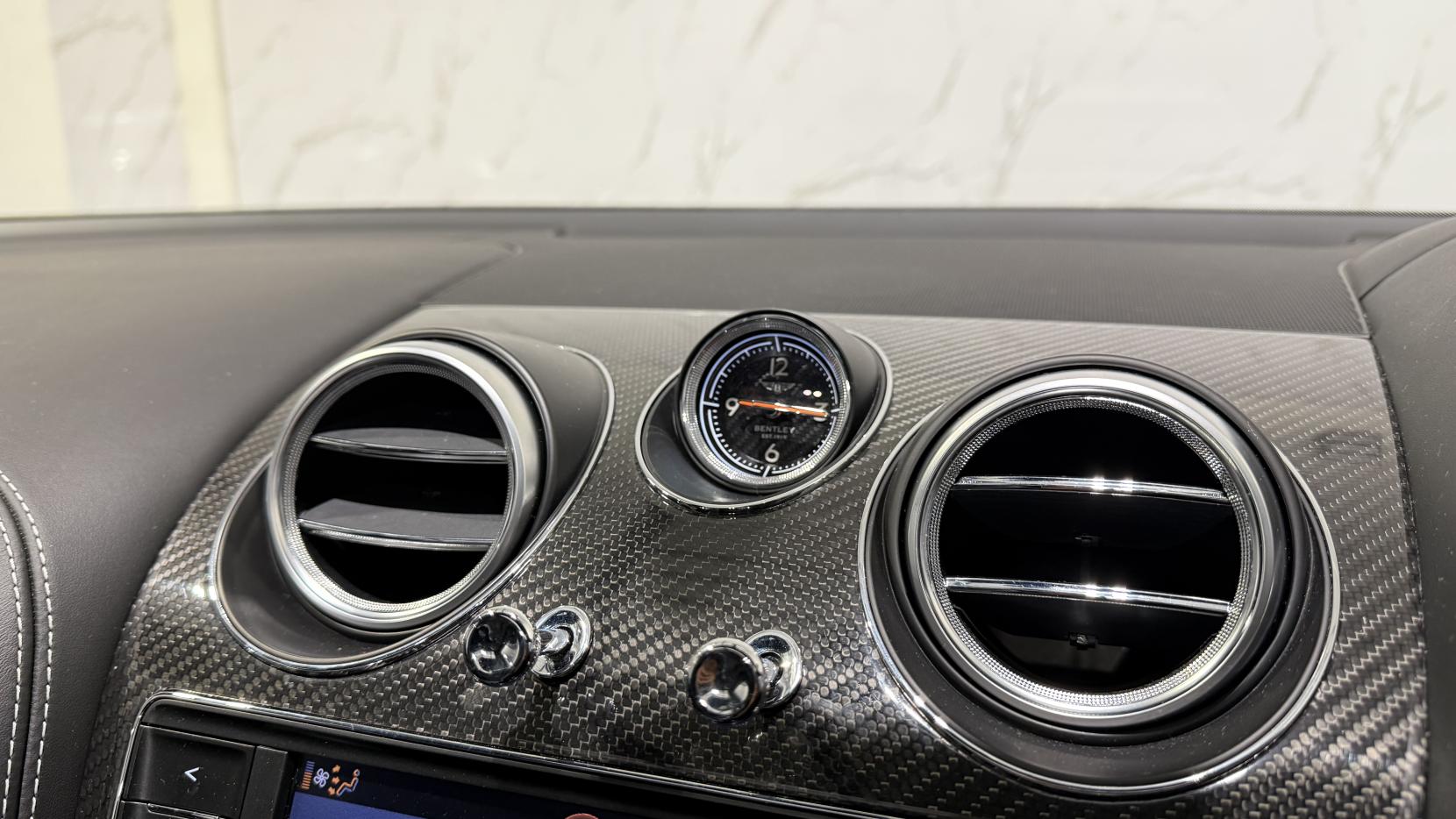 Bentley Bentayga 4.0 V8 SUV 5dr Petrol Auto 4WD Euro 6 (s/s) (550 ps)