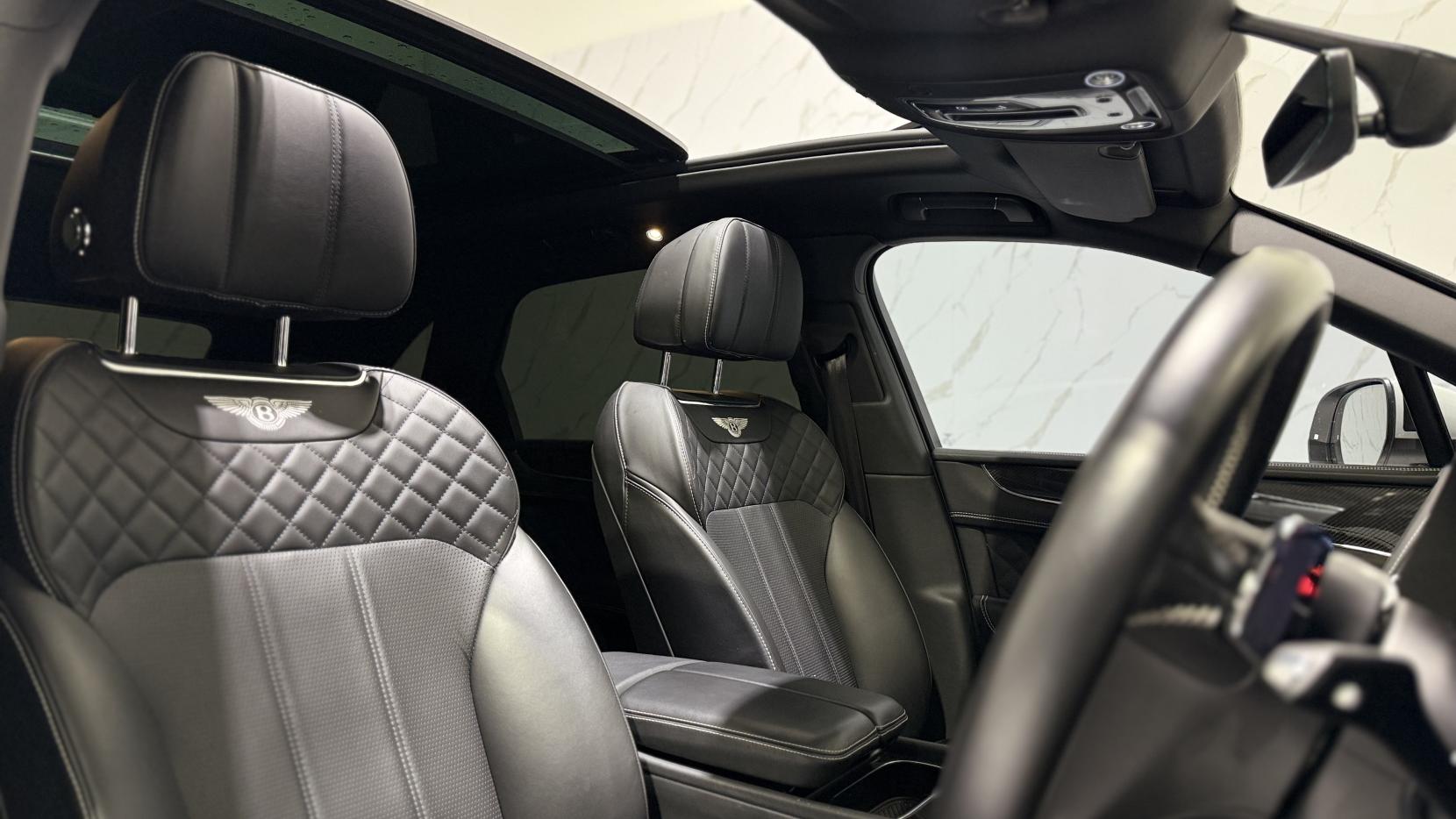 Bentley Bentayga 4.0 V8 SUV 5dr Petrol Auto 4WD Euro 6 (s/s) (550 ps)