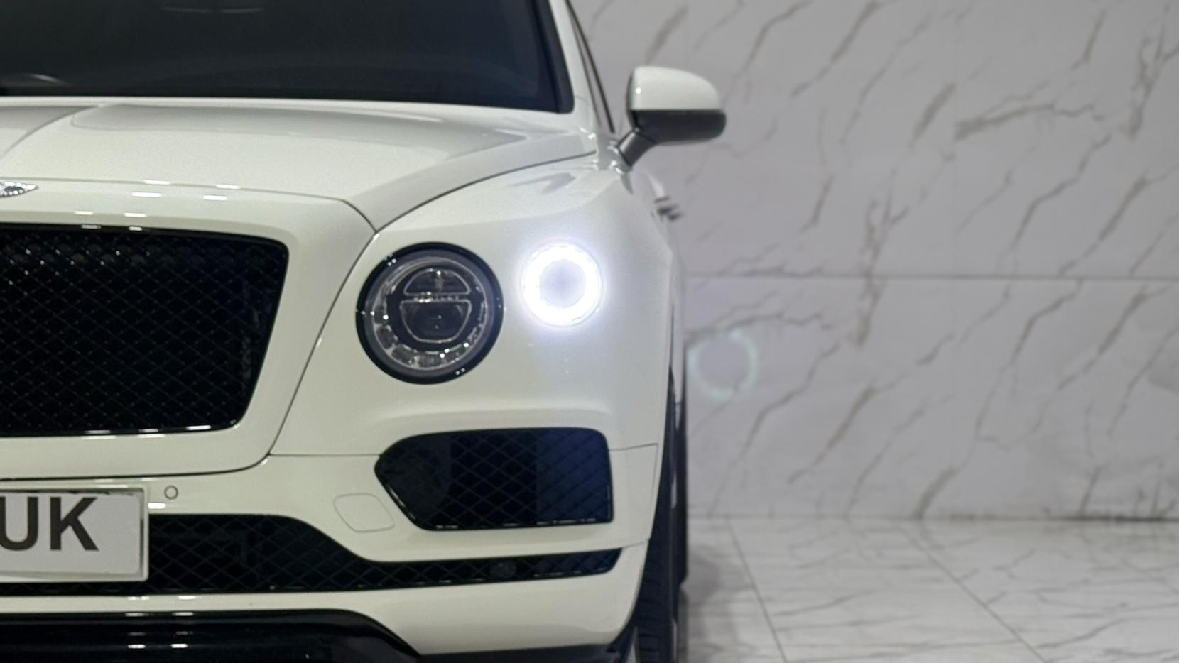 Bentley Bentayga 4.0 V8 SUV 5dr Petrol Auto 4WD Euro 6 (s/s) (550 ps)