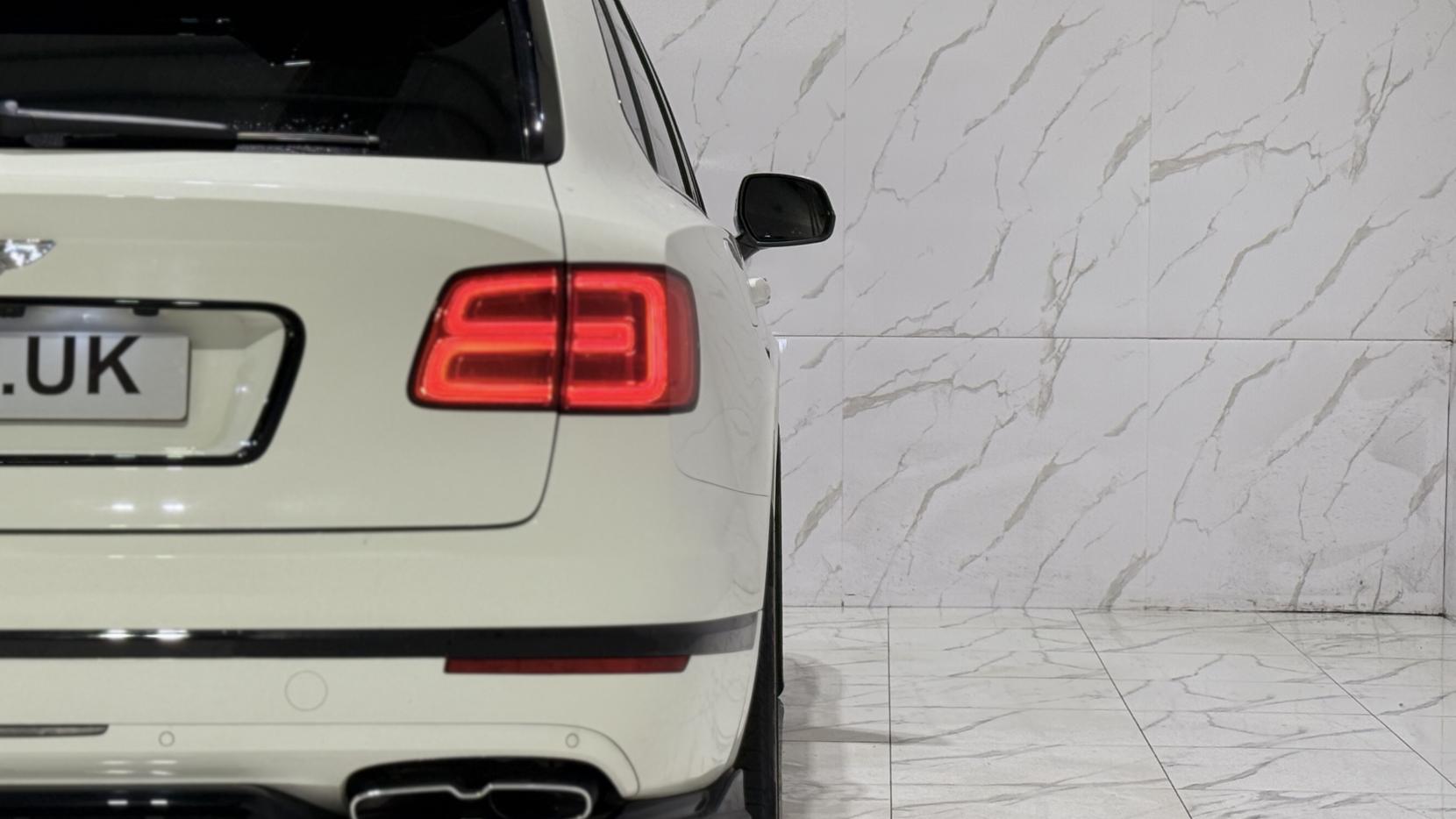 Bentley Bentayga 4.0 V8 SUV 5dr Petrol Auto 4WD Euro 6 (s/s) (550 ps)