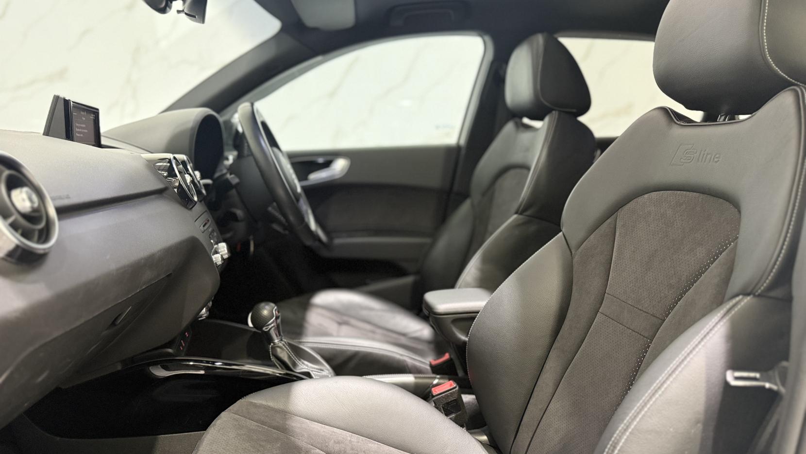 Audi A1 1.4 TFSI Black Edition Sportback 5dr Petrol S Tronic Euro 6 (s/s) (Nav) (125 ps)