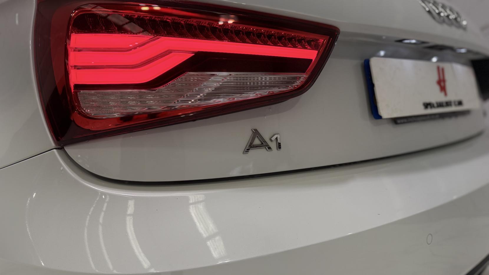 Audi A1 1.4 TFSI Black Edition Sportback 5dr Petrol S Tronic Euro 6 (s/s) (Nav) (125 ps)