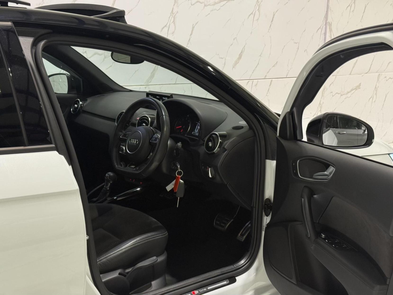 Audi A1 1.4 TFSI CoD Black Edition Sportback 5dr Petrol S Tronic Euro 6 (s/s) (Nav) (150 ps)