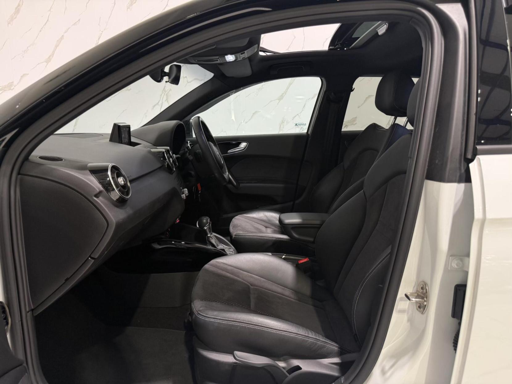 Audi A1 1.4 TFSI CoD Black Edition Sportback 5dr Petrol S Tronic Euro 6 (s/s) (Nav) (150 ps)