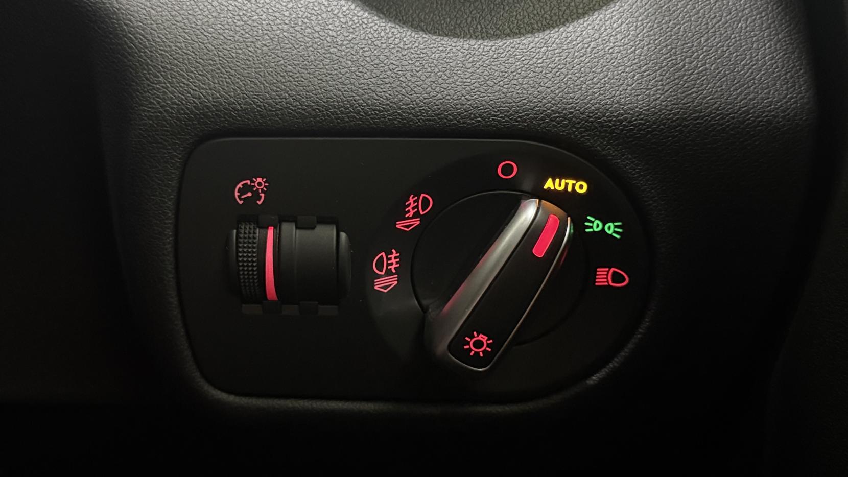 Audi A1 1.4 TFSI Black Edition Sportback 5dr Petrol S Tronic Euro 6 (s/s) (Nav) (125 ps)