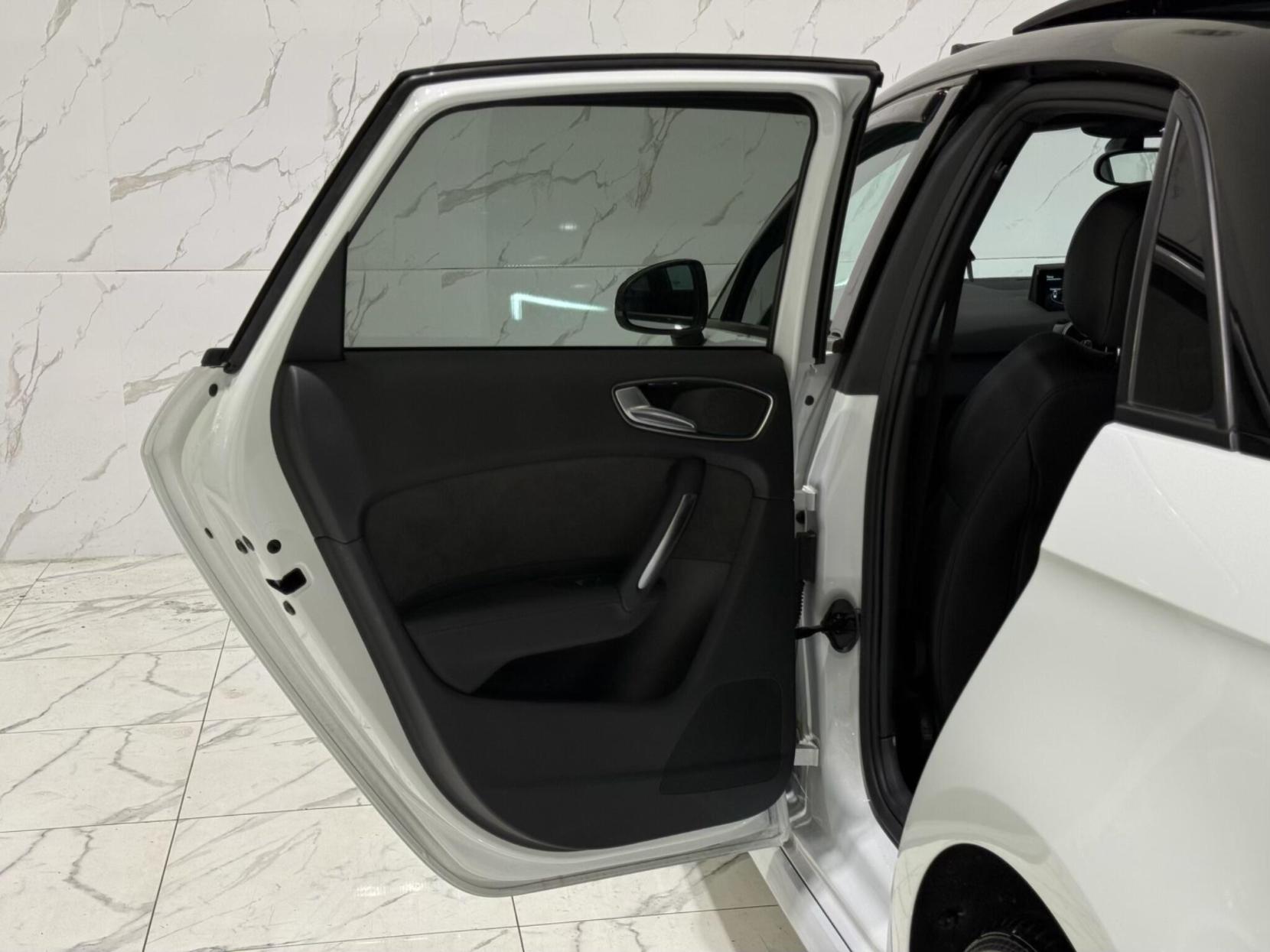 Audi A1 1.4 TFSI CoD Black Edition Sportback 5dr Petrol S Tronic Euro 6 (s/s) (Nav) (150 ps)